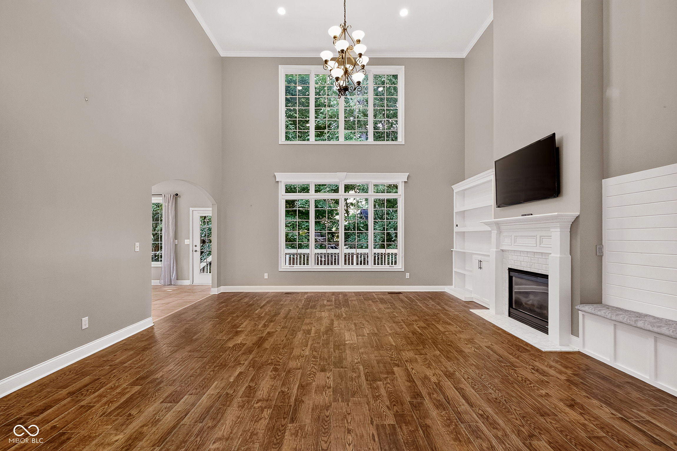 13712 Fairwood Drive, Fishers, IN, 46055 photo 4 of 44