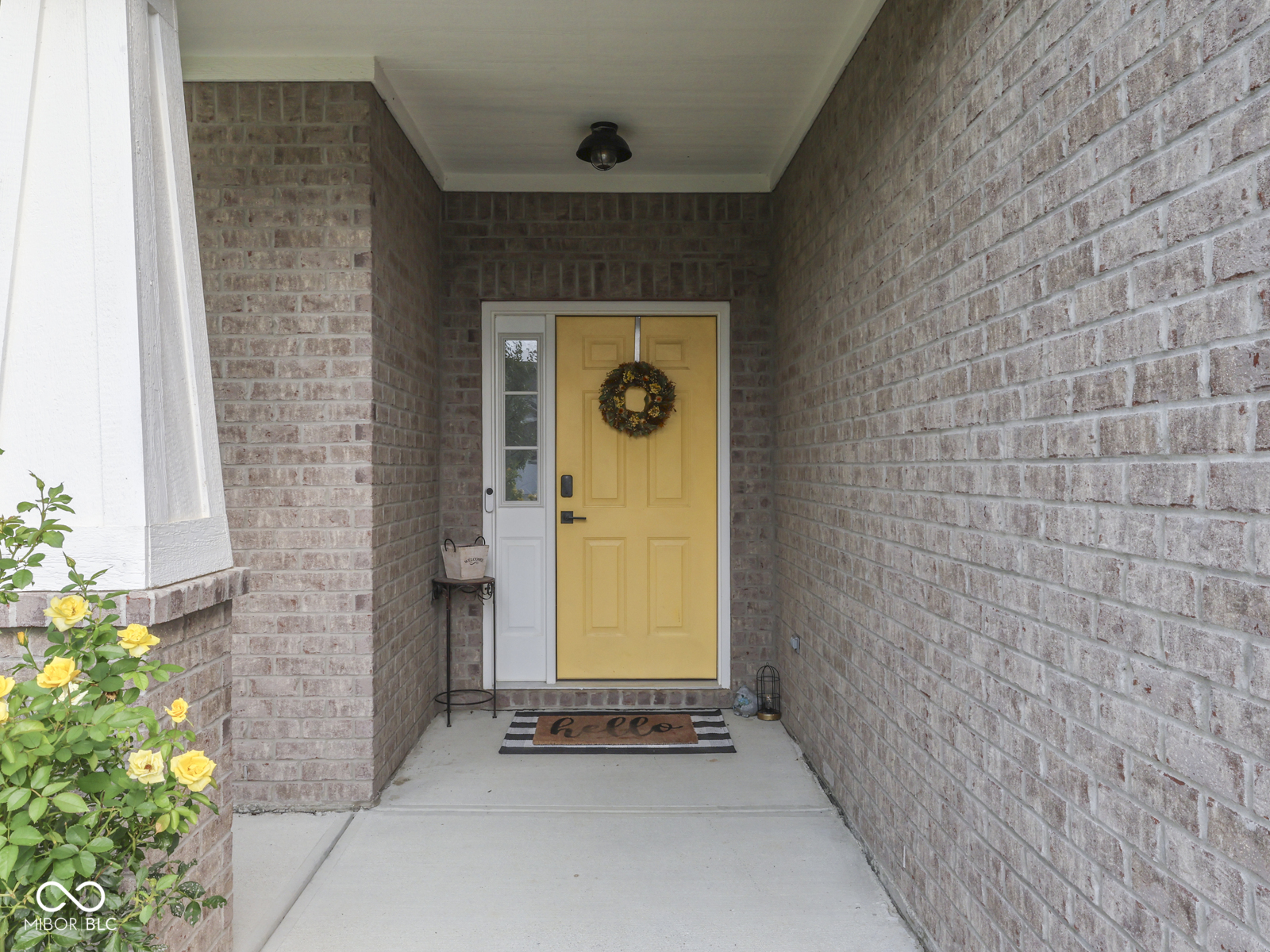 130 Blue Lace Drive, Whiteland, IN, 46184 photo 4 of 39