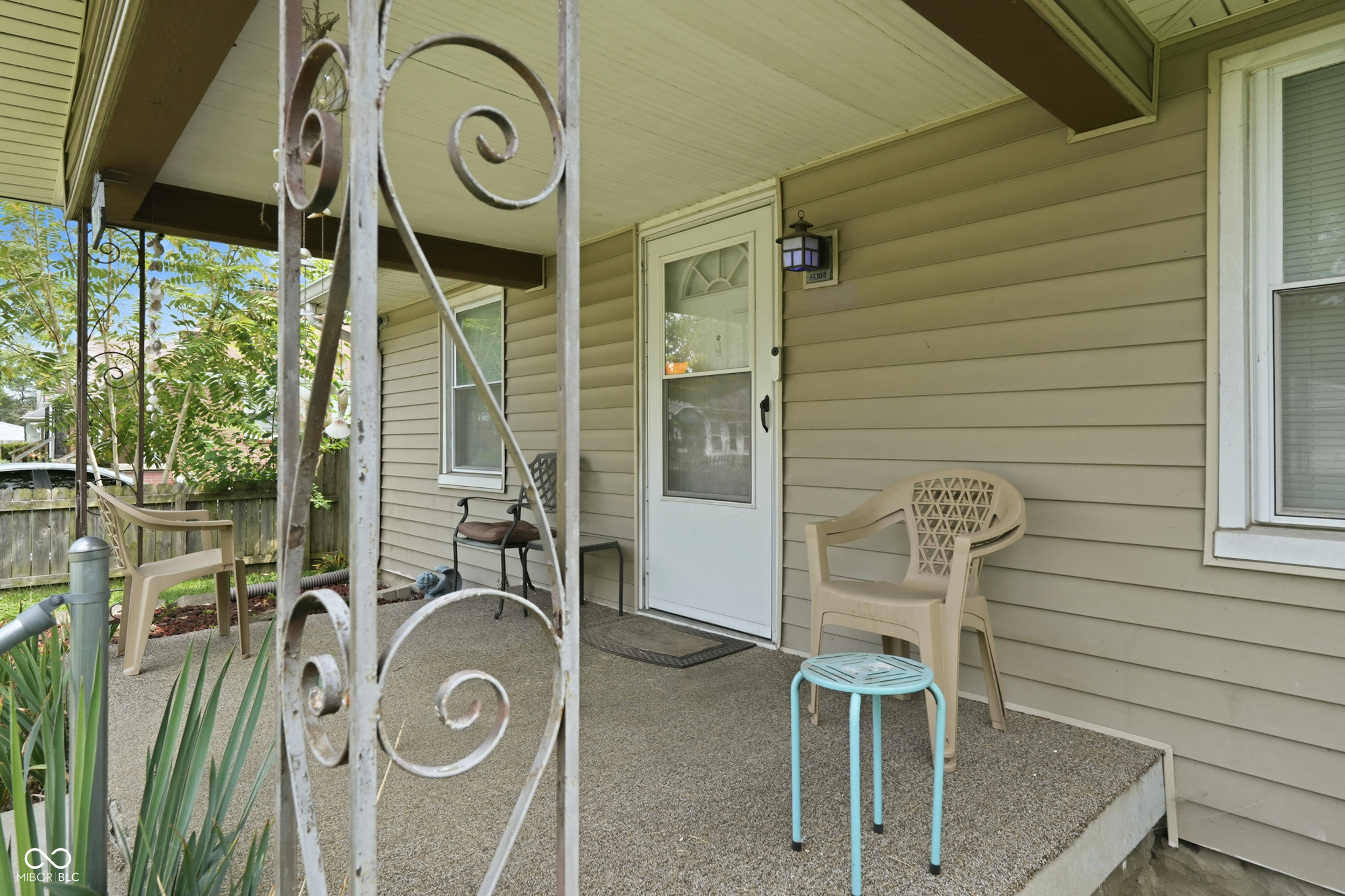 3915 E 12th Street, Indianapolis, IN, 46201 photo 4 of 24