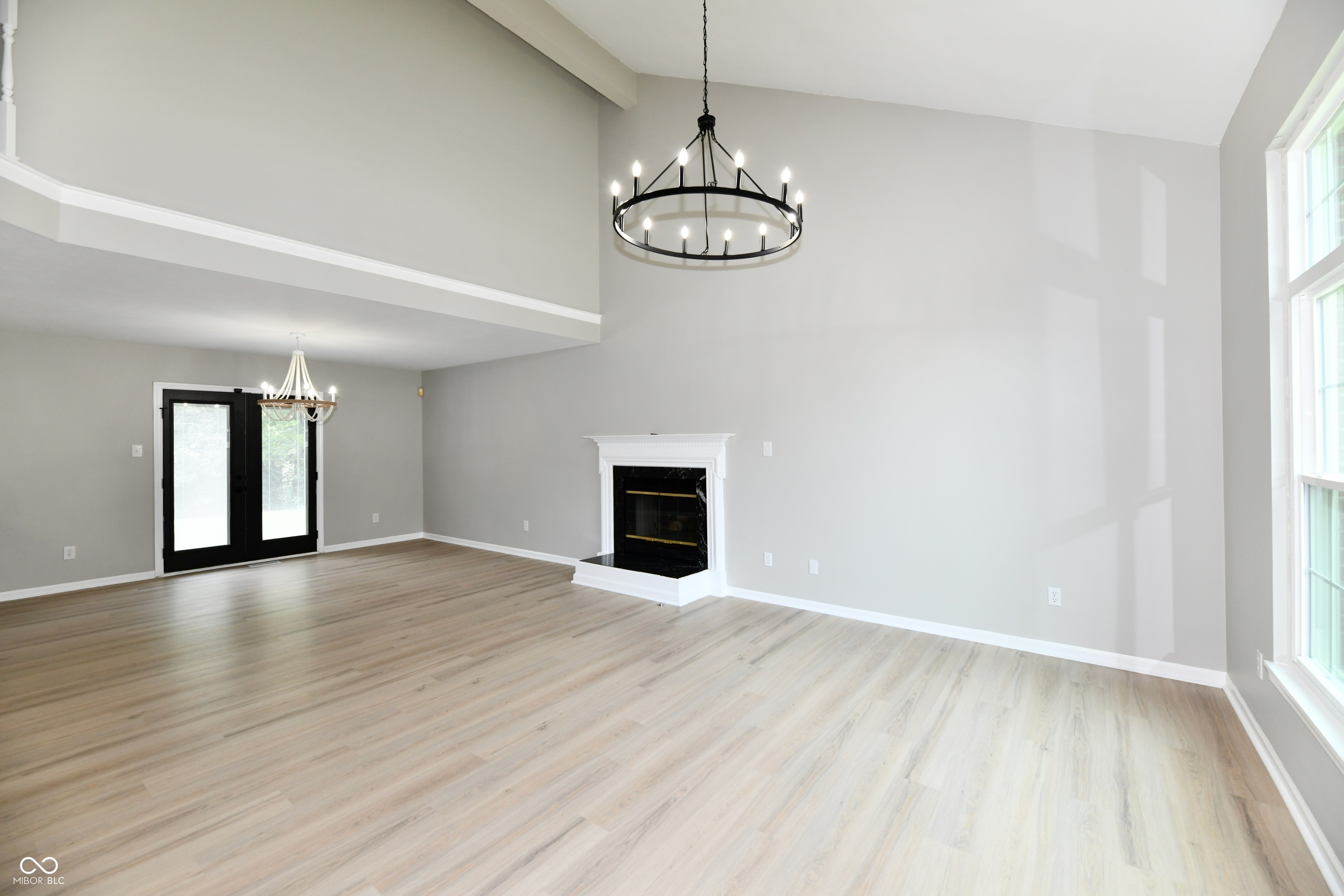 7344 Tarragon Lane, Indianapolis, IN, 46237 photo 4 of 31