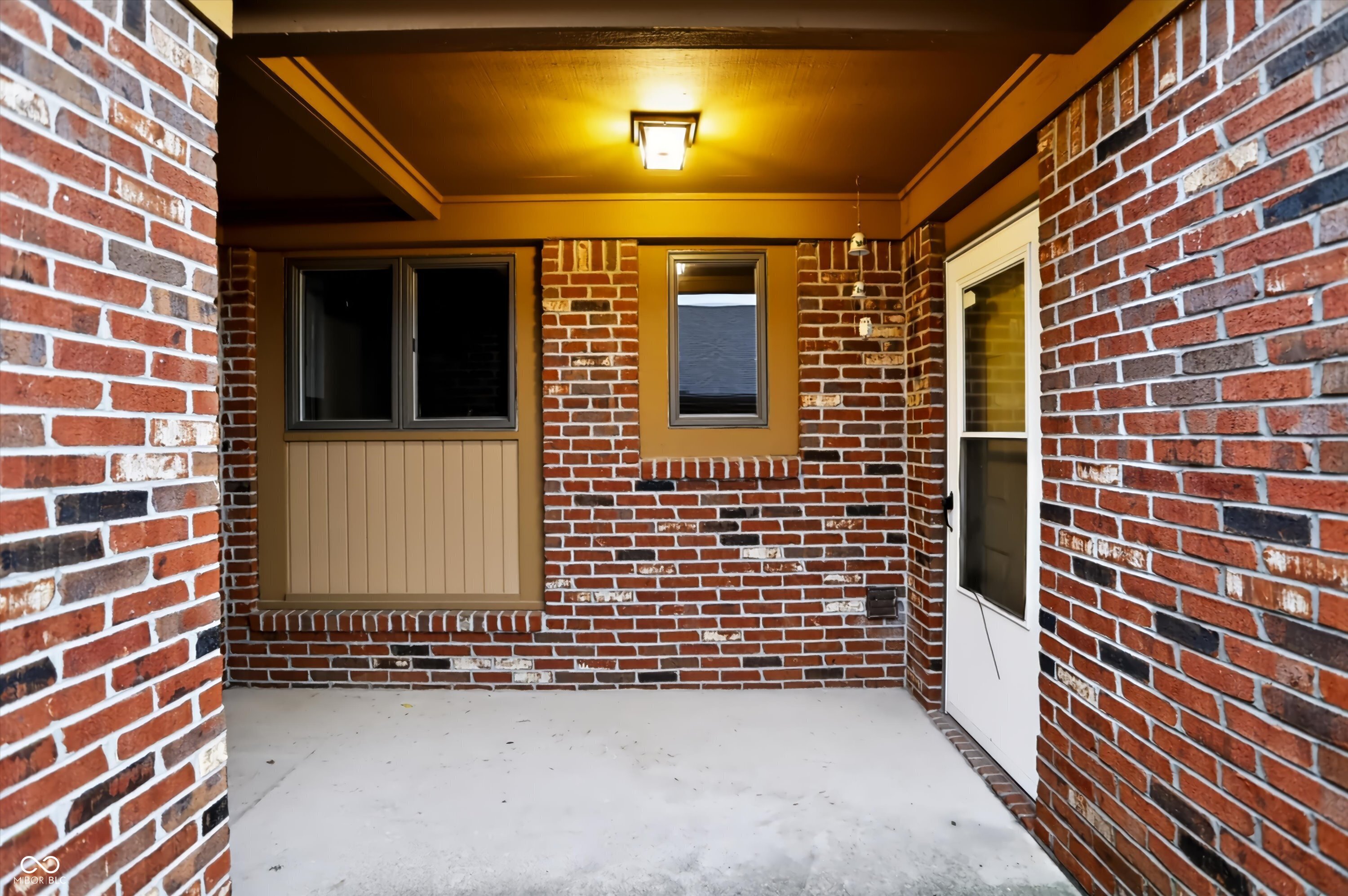 1922 Saint James Place, Anderson, IN, 46012 photo 4 of 53