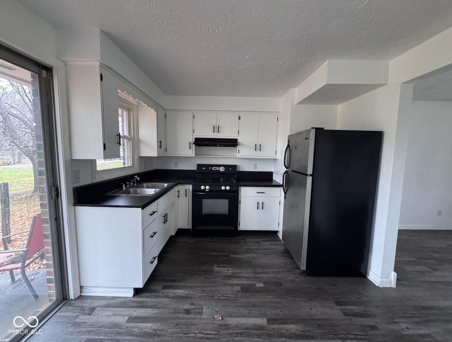 8436 E State Road 32, Anderson, IN, 46017 photo 4 of 50