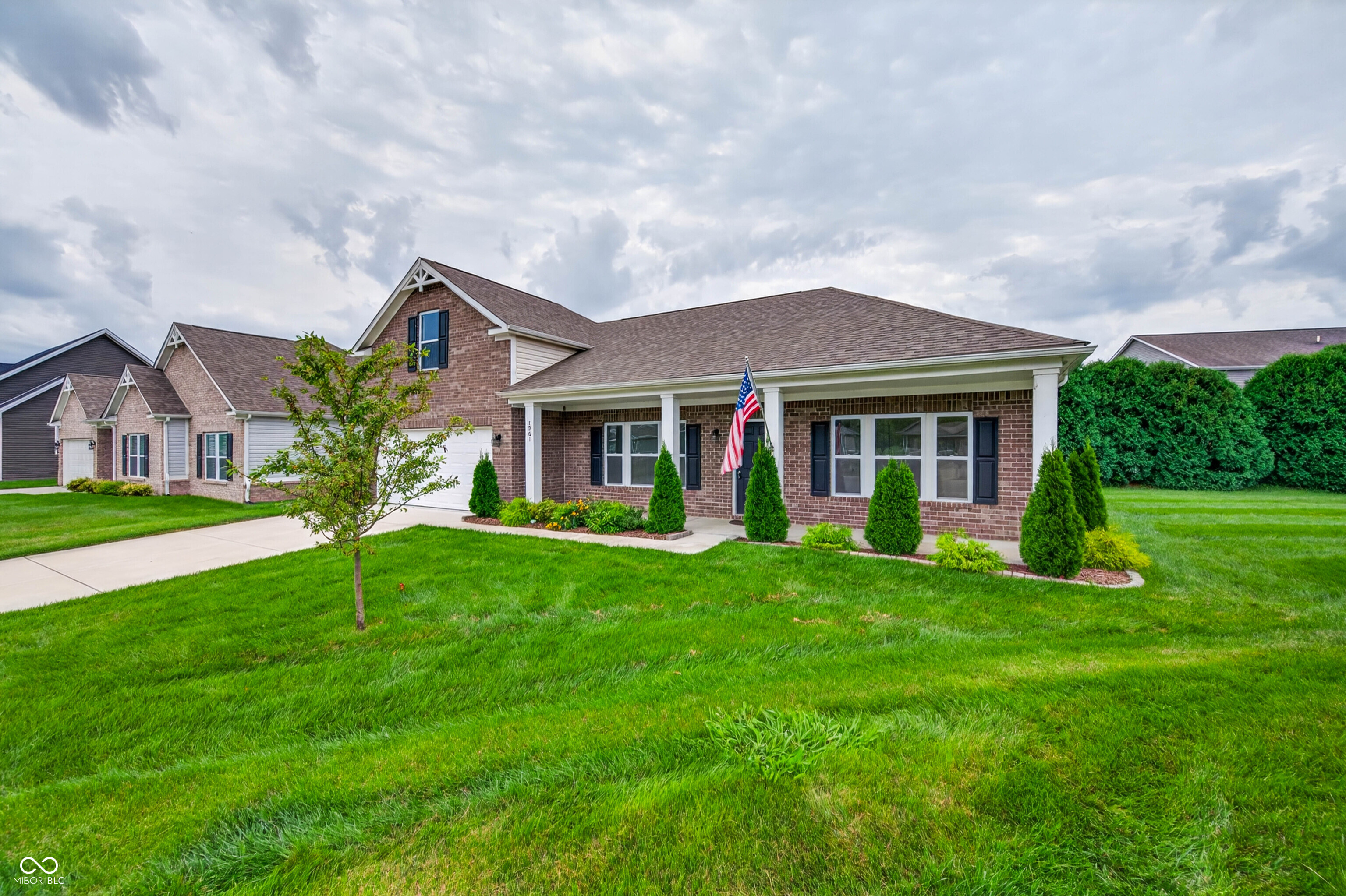 1961 Conifer Court, Columbus, IN, 47201 photo 4 of 52