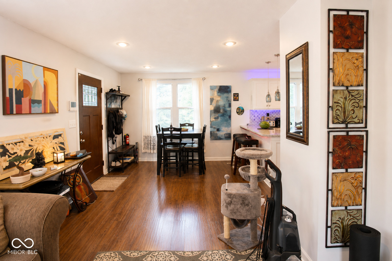 5188 Clarendon Road, Indianapolis, IN, 46208 photo 4 of 20