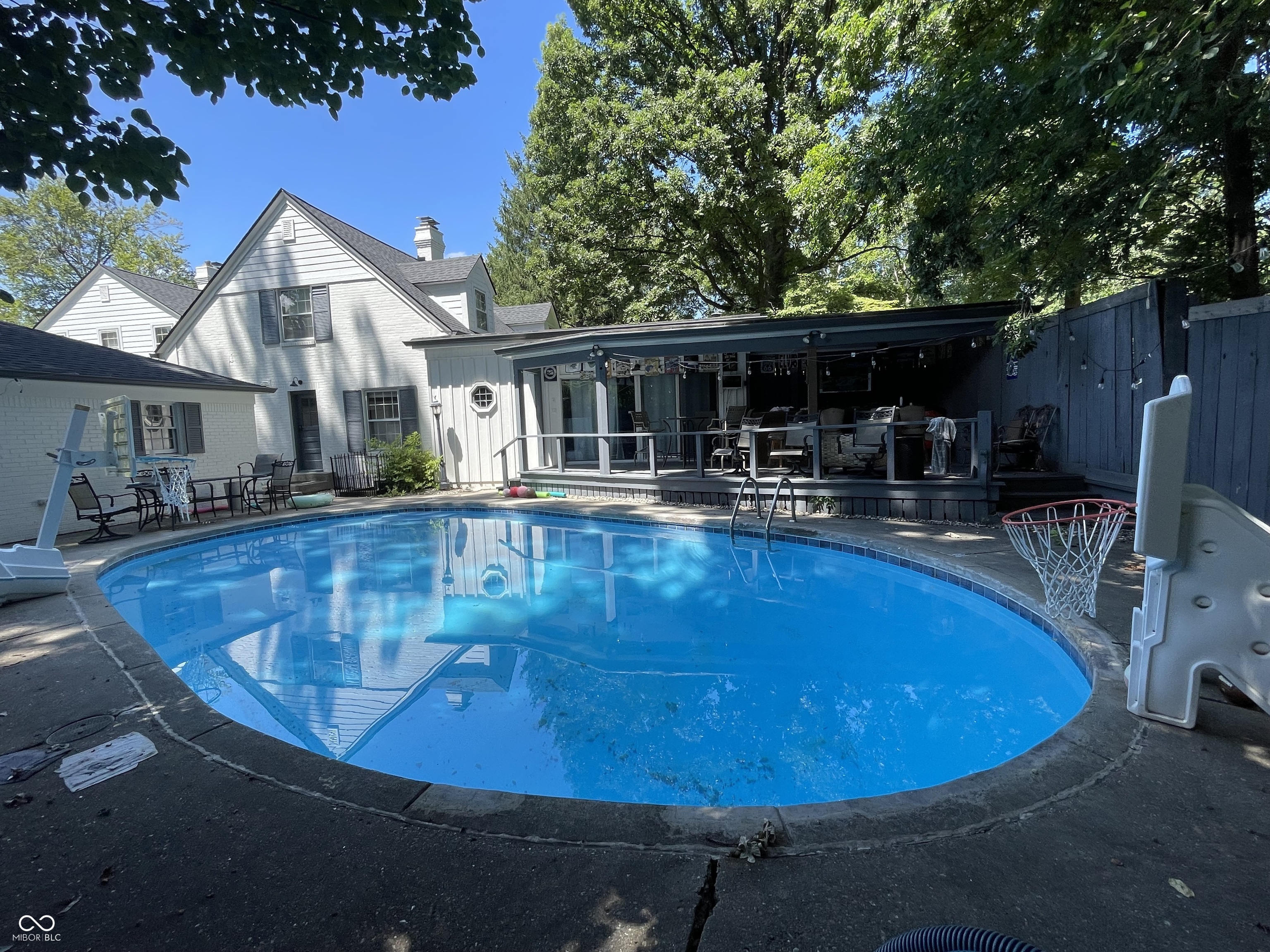 6209 Riverview Drive, Indianapolis, IN, 46260 photo 4 of 19