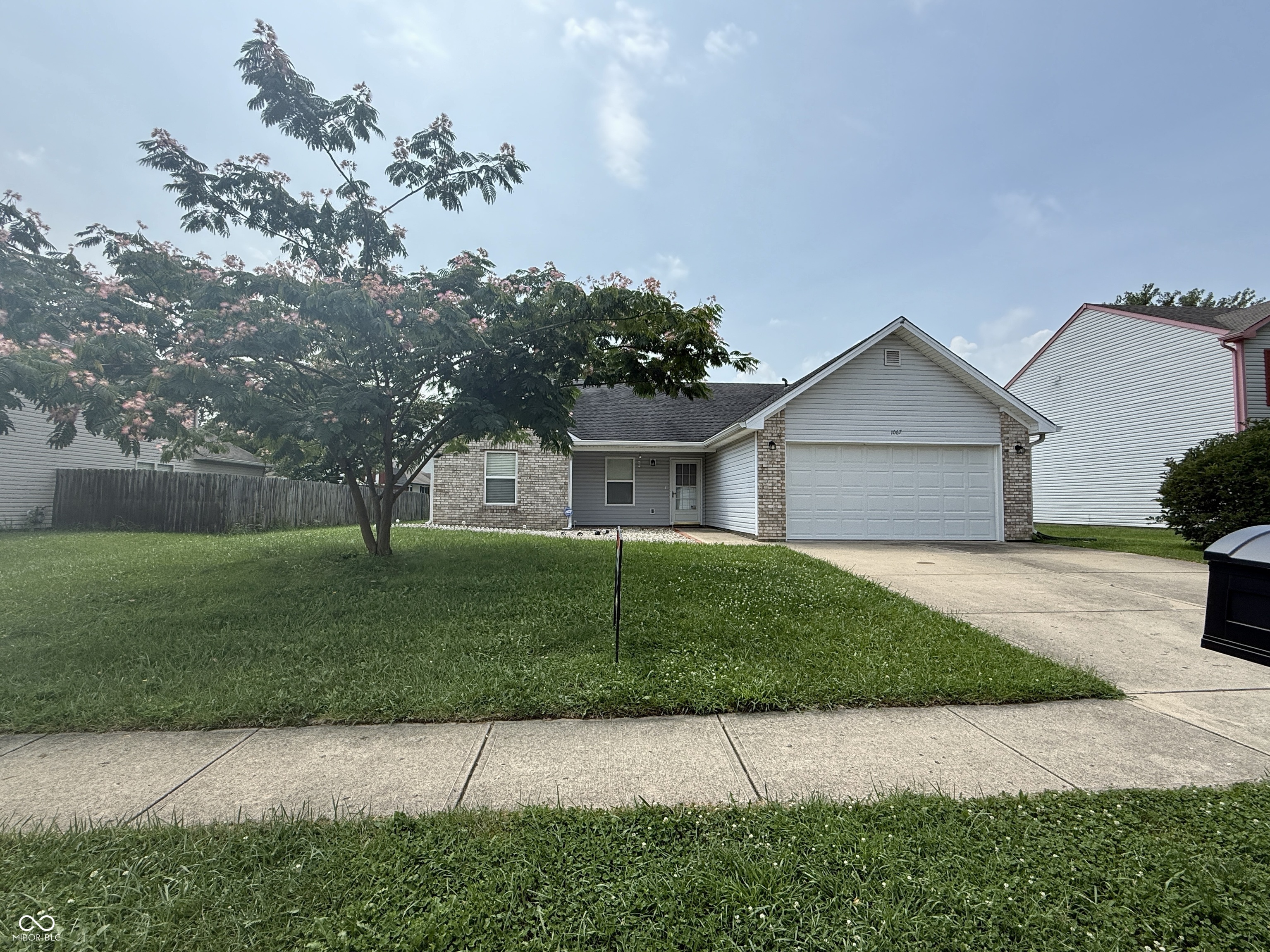 1067 Taurus Lane, Franklin, IN, 46131 photo 4 of 33