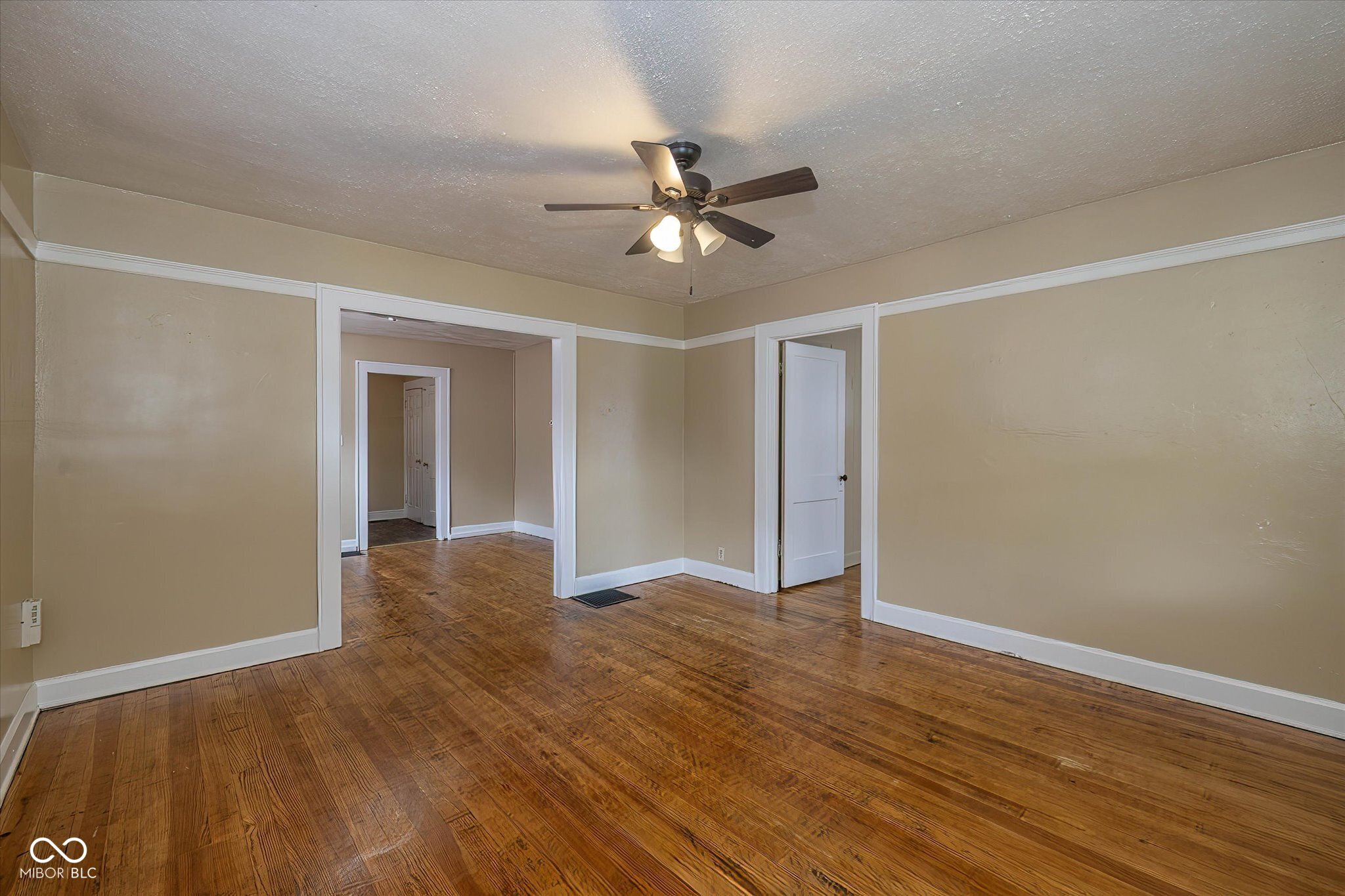 726 N Exeter Avenue N, Indianapolis, IN, 46222 photo 4 of 31