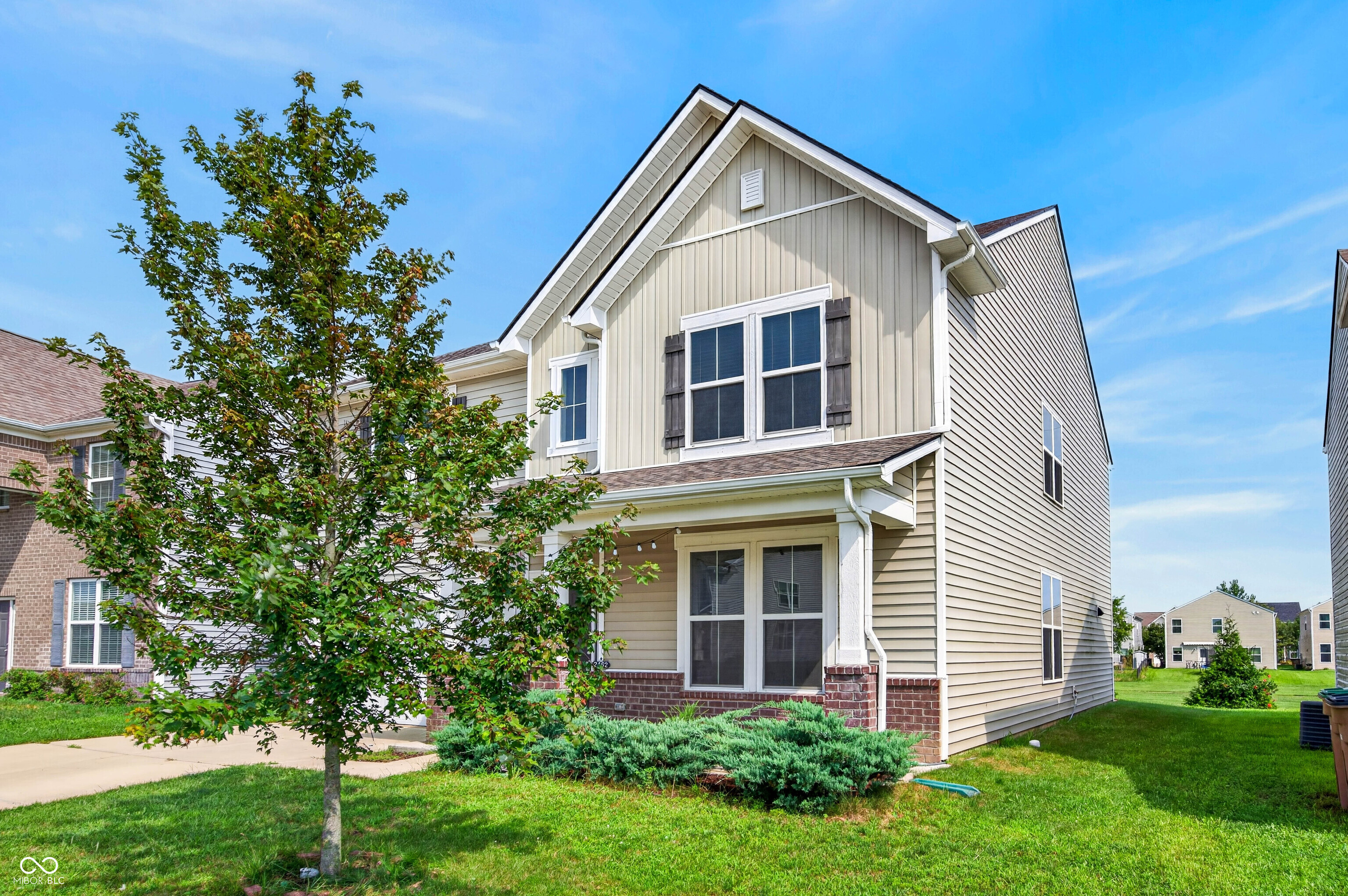2462 Creekland Drive, Columbus, IN, 47201 photo 4 of 80