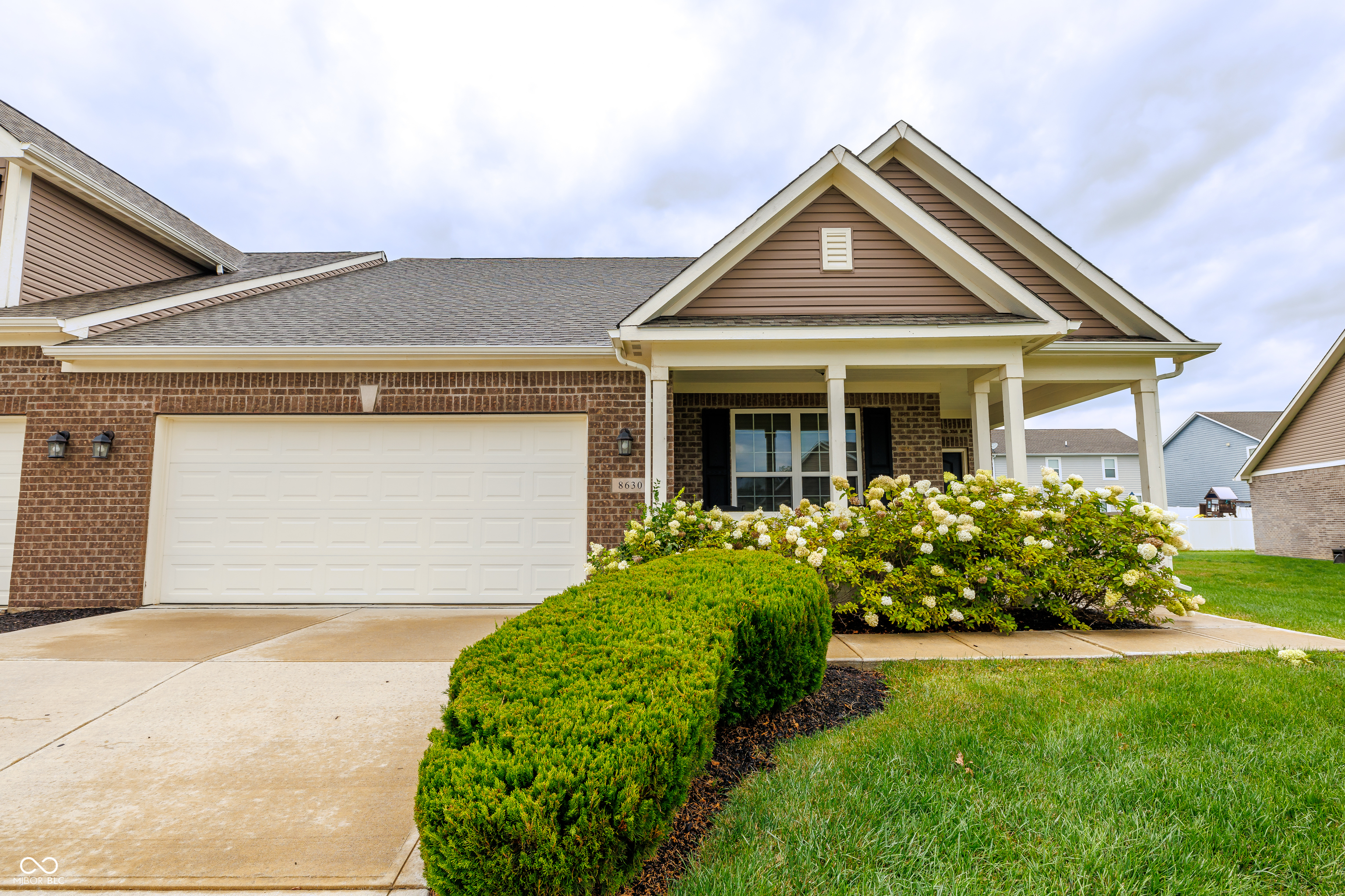 8630 Twain Lane, Indianapolis, IN, 46239 photo 4 of 70