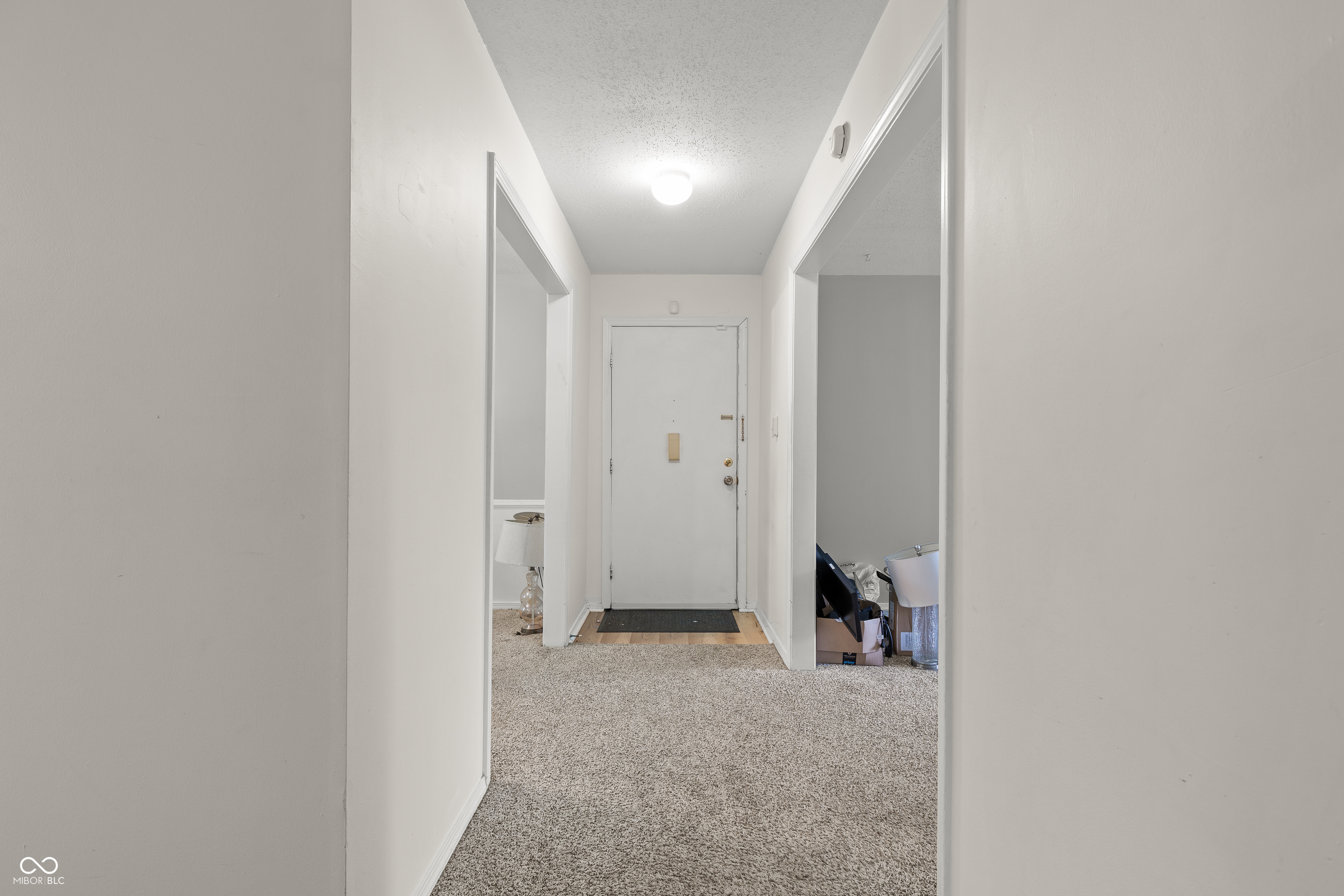 6503 Park Central Way ## 6503B, Indianapolis, IN, 46260 photo 4 of 26