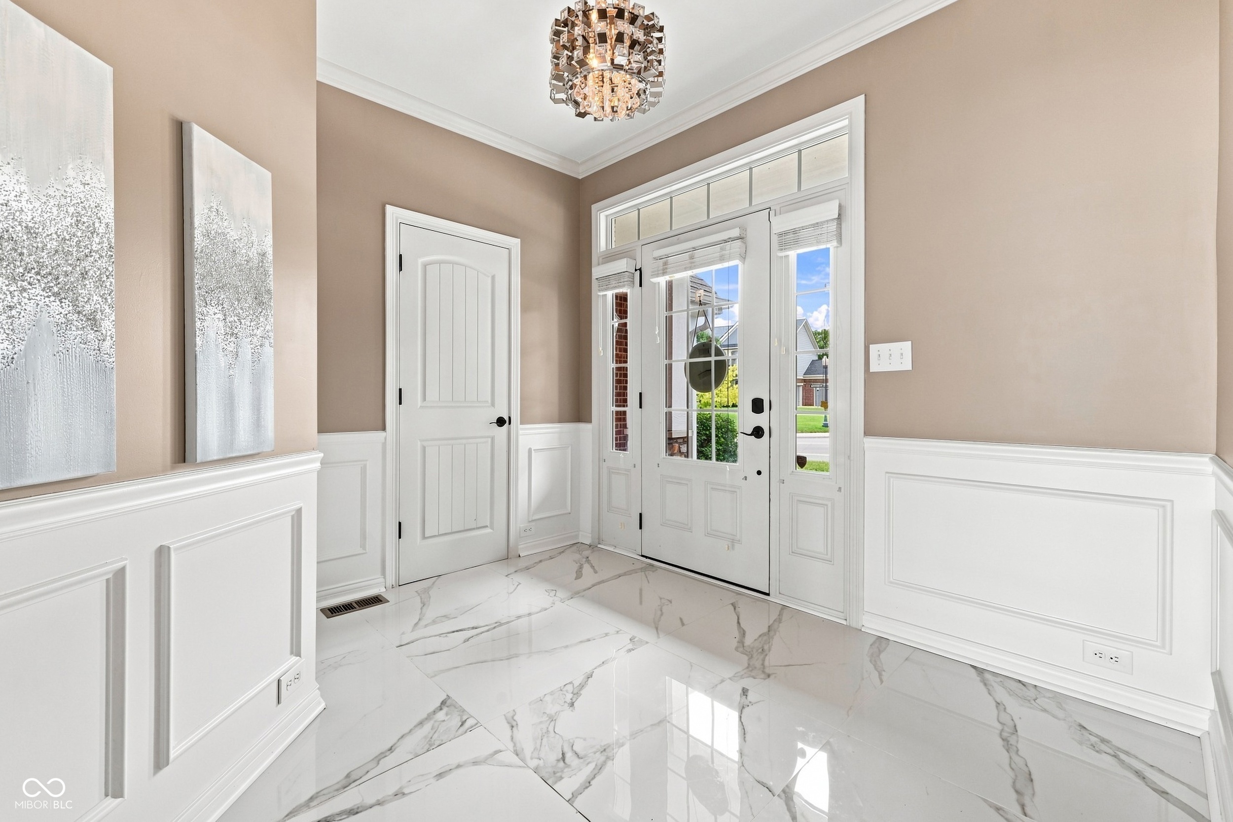 17204 Bluestone, Noblesville, IN, 46062 photo 4 of 59