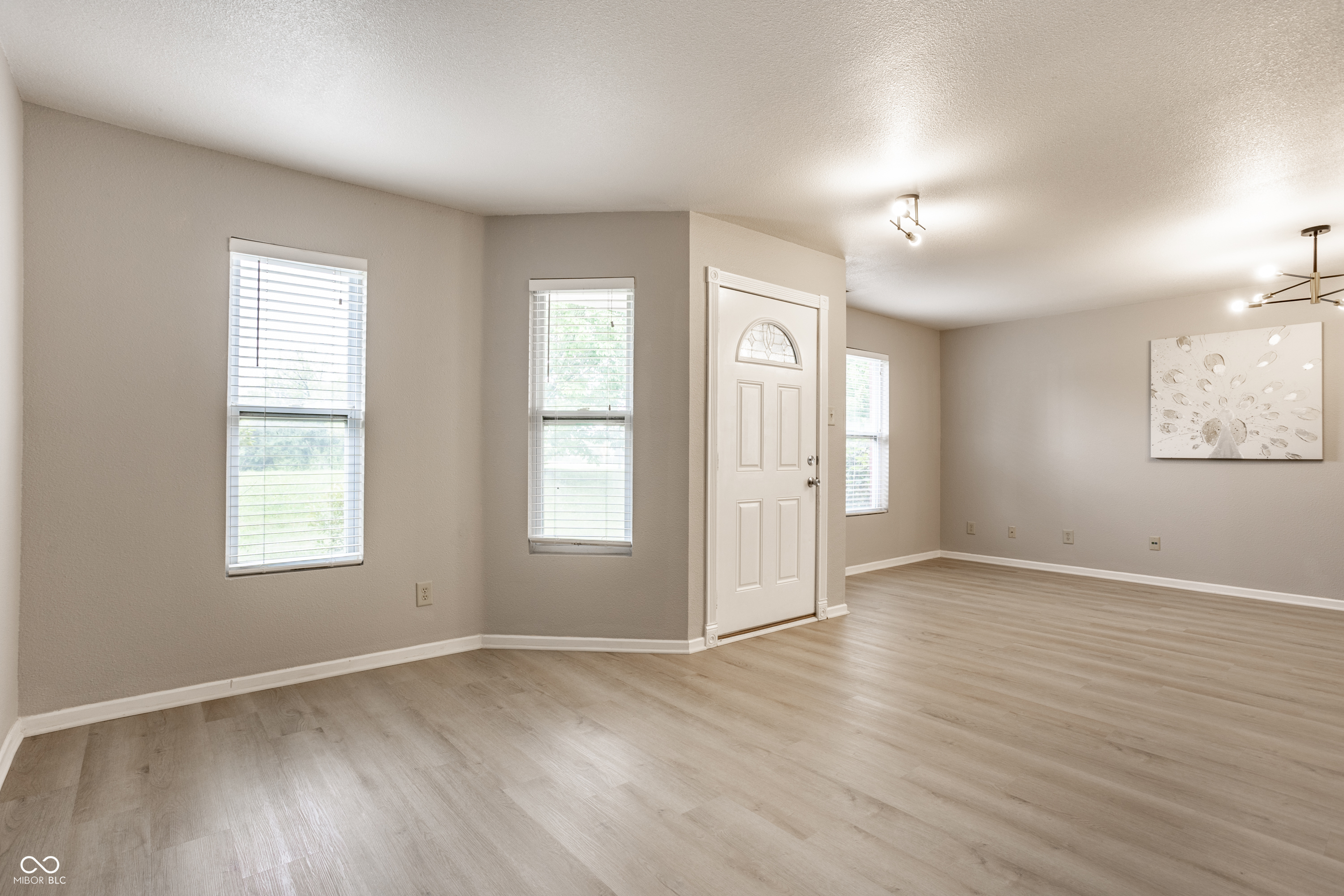 12084 E 141st Street, Noblesville, IN, 46060 photo 4 of 31