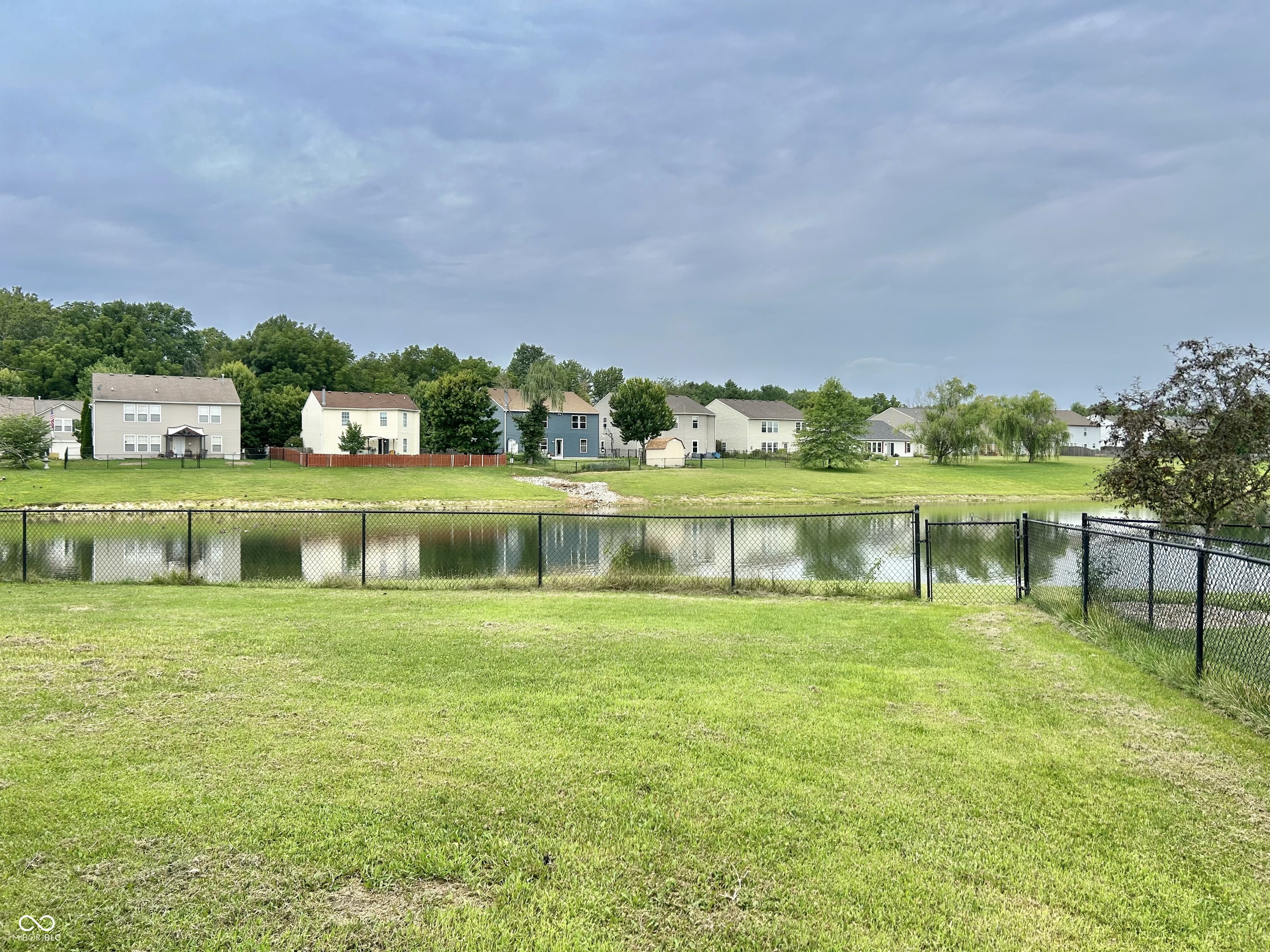 5502 Floating Leaf Drive, Indianapolis, IN, 46237 photo 4 of 17