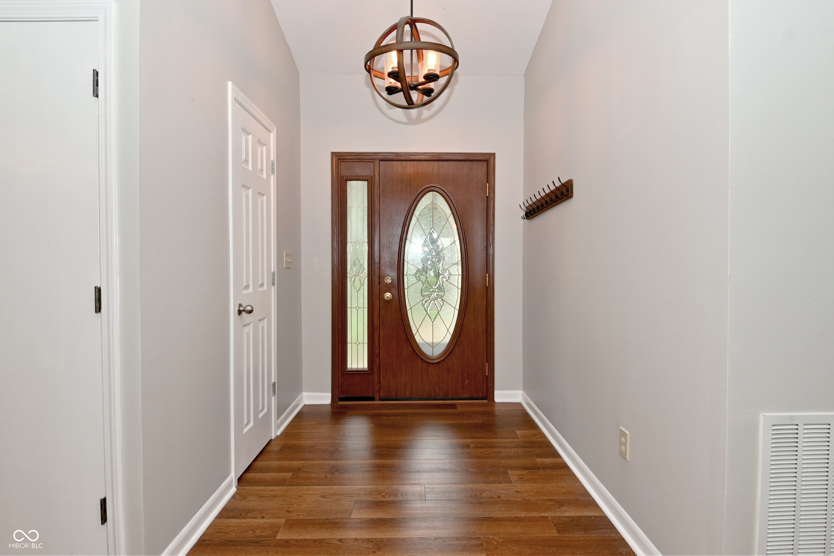 2273 Bridlewood Drive, Franklin, IN, 46131 photo 4 of 50