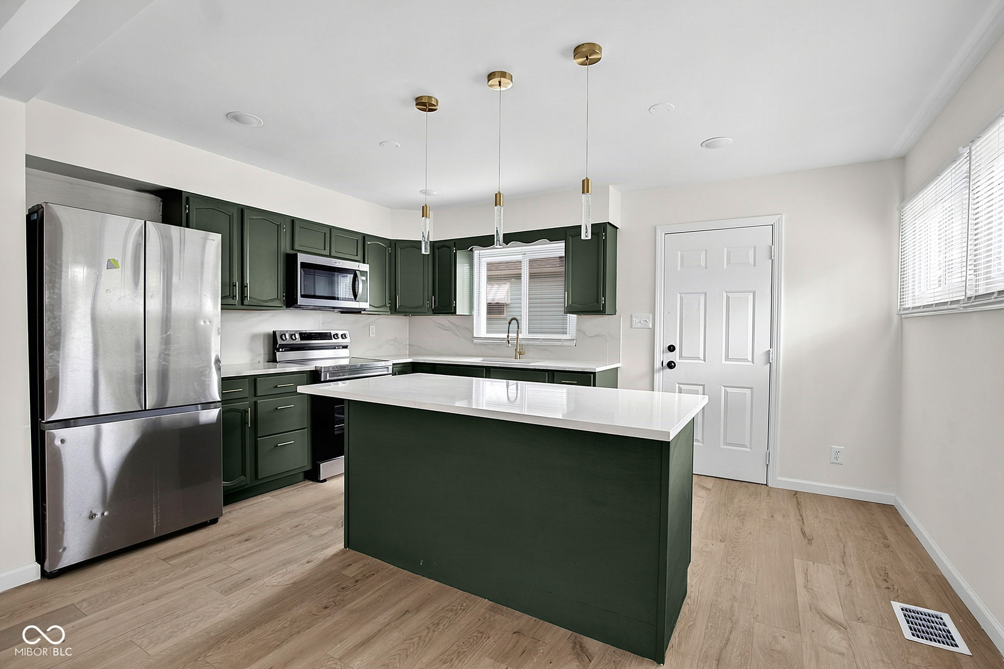 5320 E 19th Street, Indianapolis, IN, 46218 photo 4 of 13