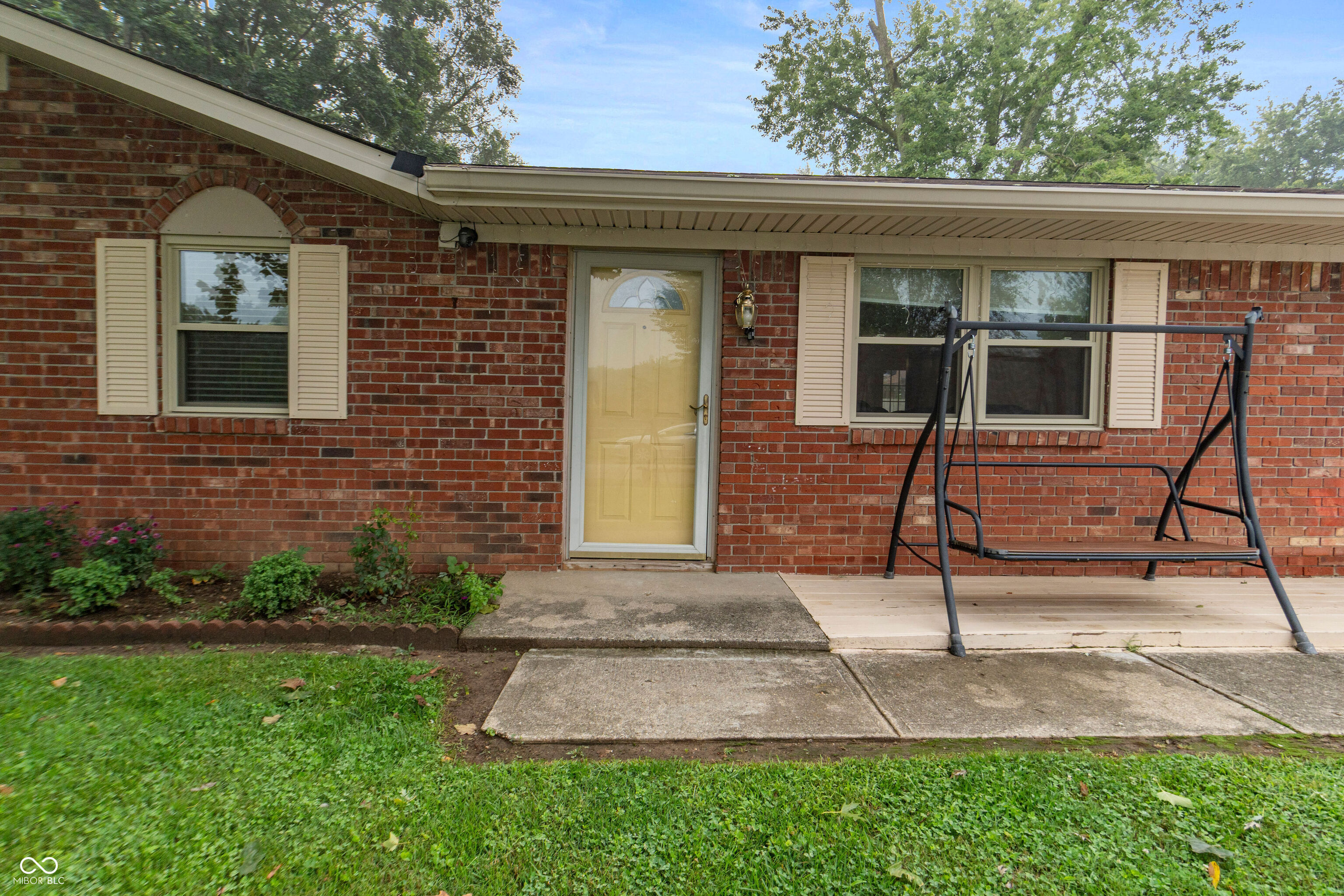 7417 Snowflake Drive, Indianapolis, IN, 46227 photo 4 of 24