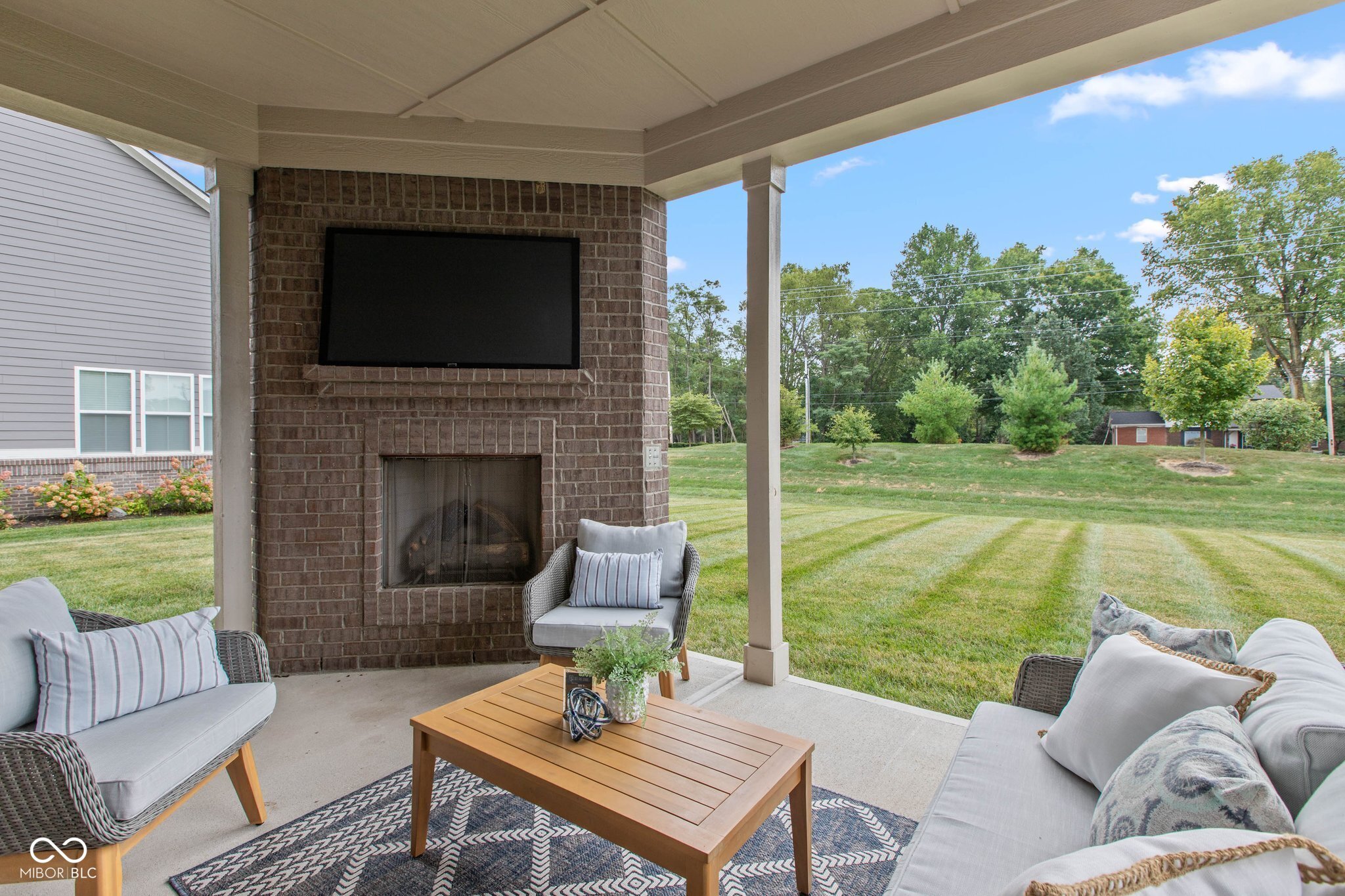 10244 Edgerton Lane, Fishers, IN, 46040 photo 4 of 42