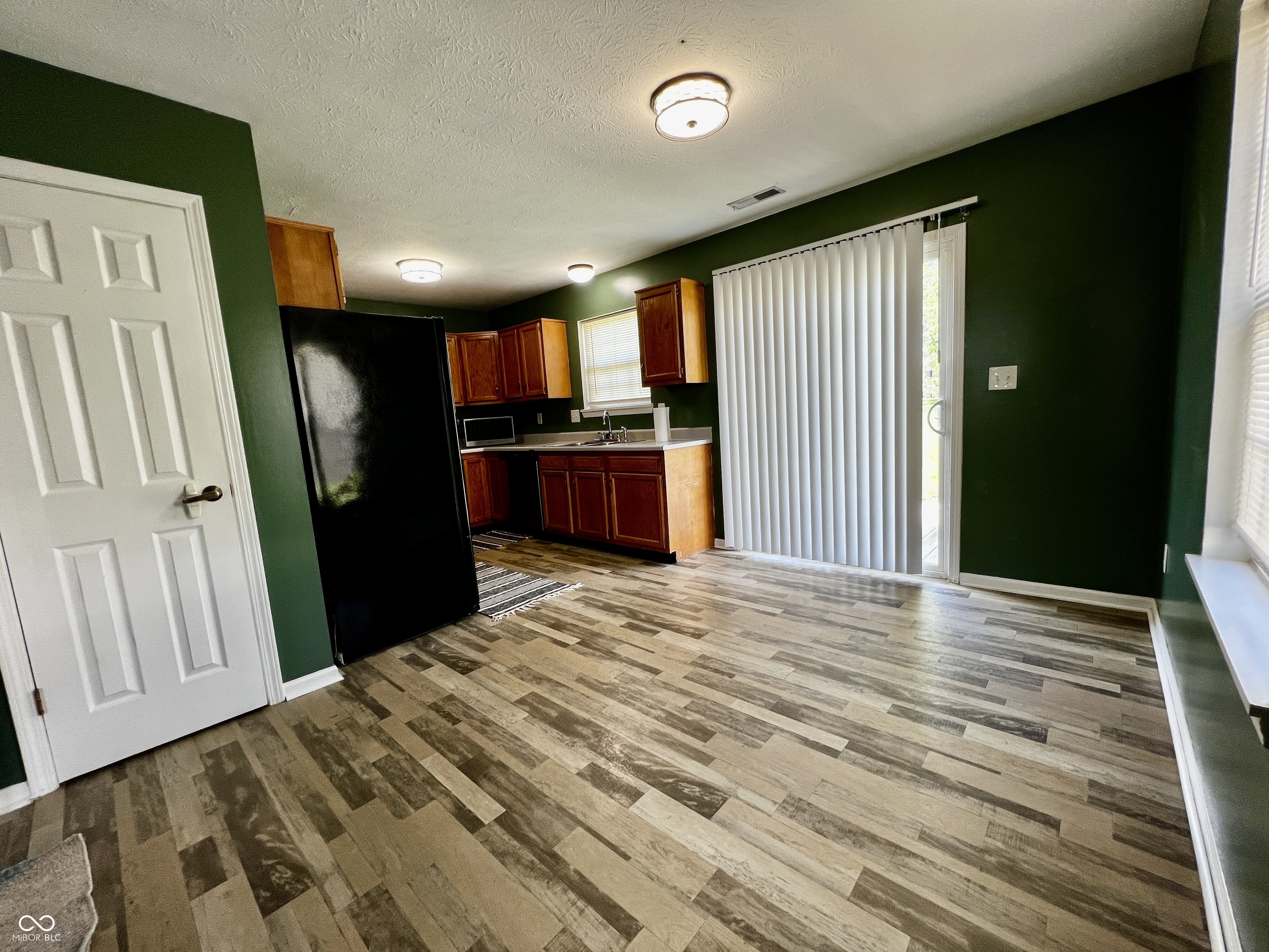 916 Congressional Way, Shelbyville, IN, 46176 photo 4 of 31