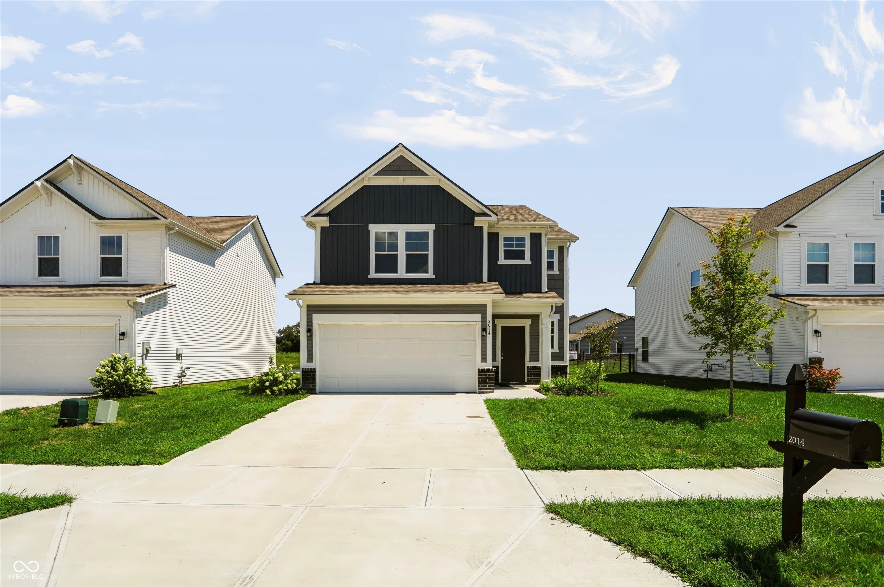 2014 Oak Leaf Way, Shelbyville, IN, 46176 photo 4 of 60