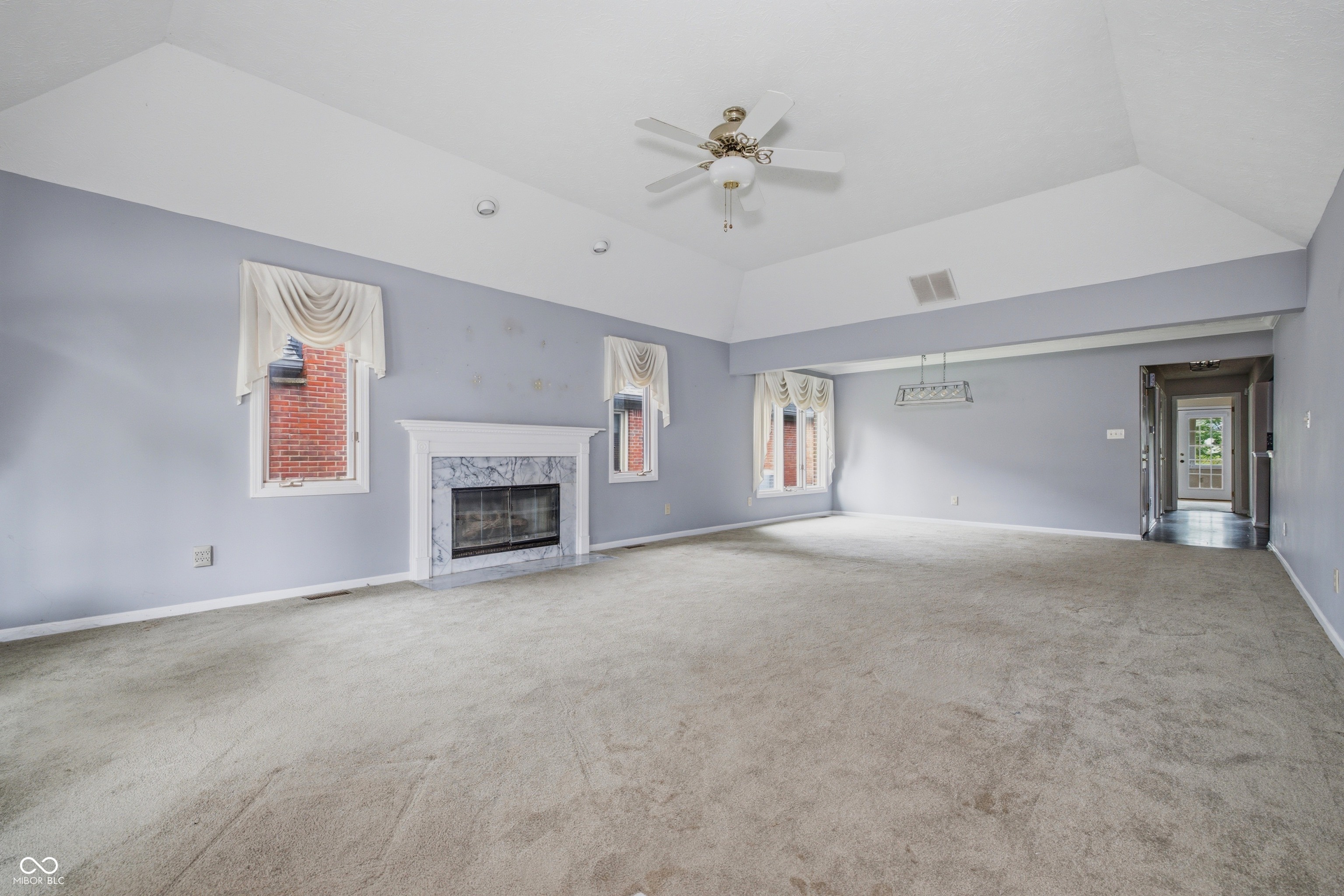 224 Andrews Boulevard, Plainfield, IN, 46168 photo 4 of 31