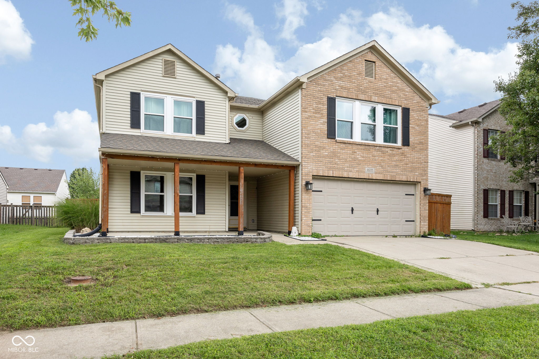 10255 Lothbury Circle, Fishers, IN, 46037 photo 4 of 46