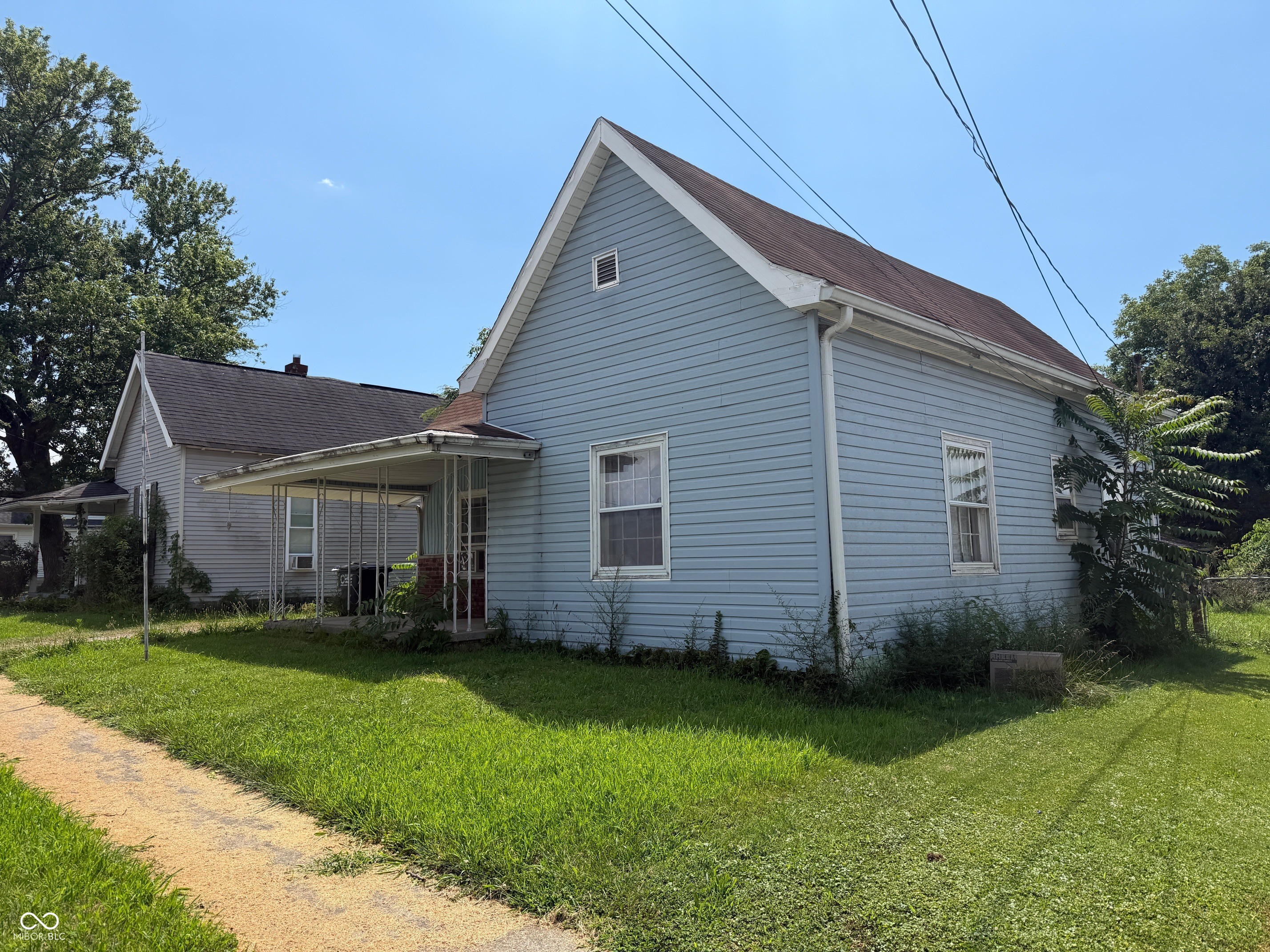 1033 O Street, Bedford, IN, 47421 photo 4 of 5