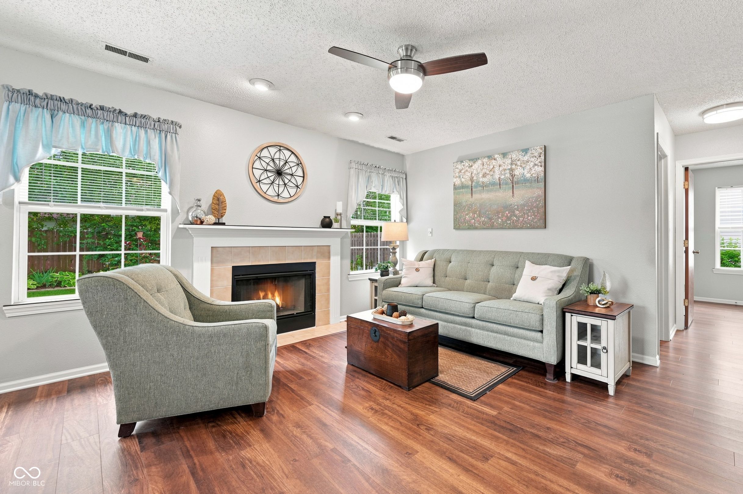 2915 Driving Wind Way, Indianapolis, IN, 46268 photo 4 of 25