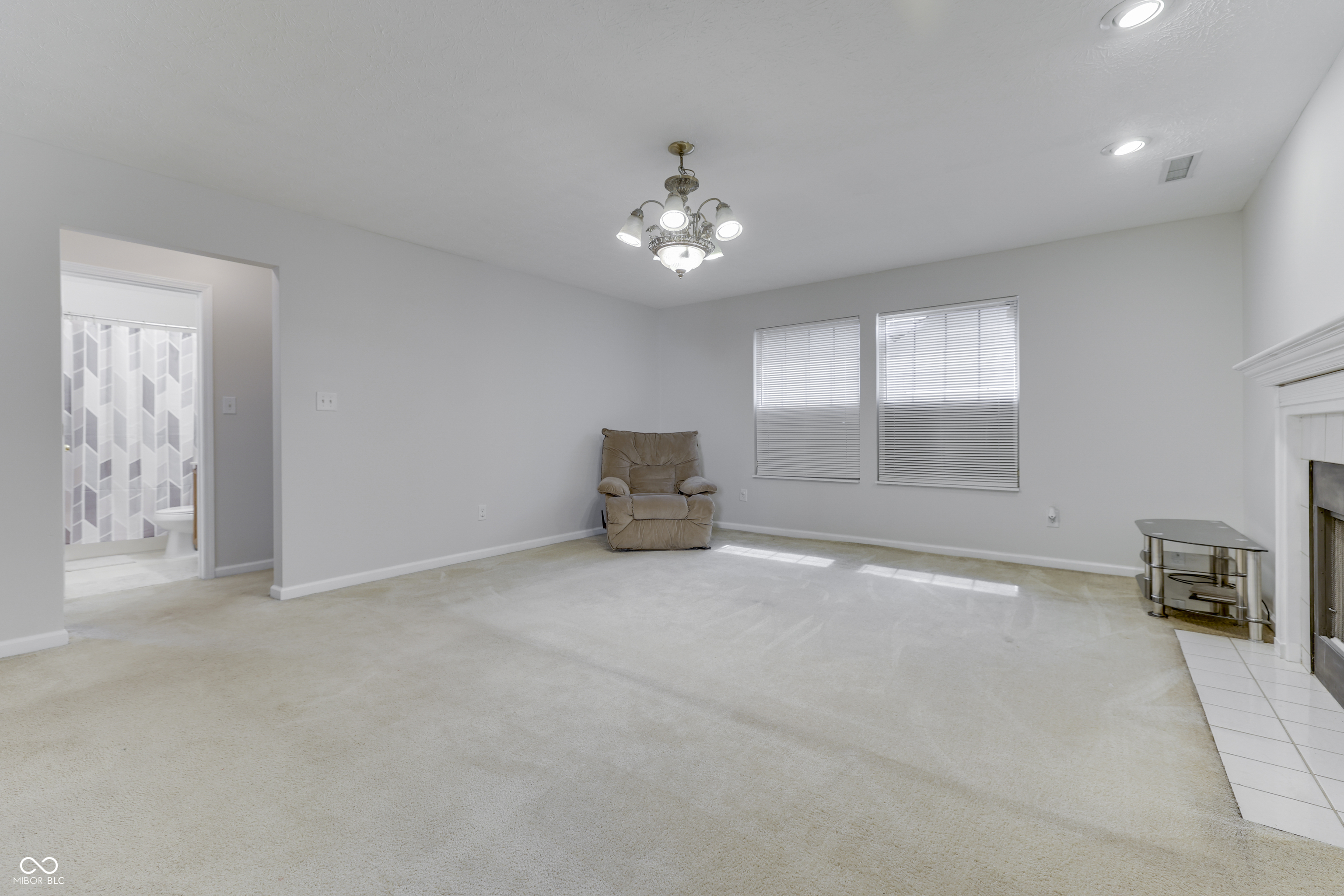 226 Gazebo Drive, Indianapolis, IN, 46227 photo 4 of 29