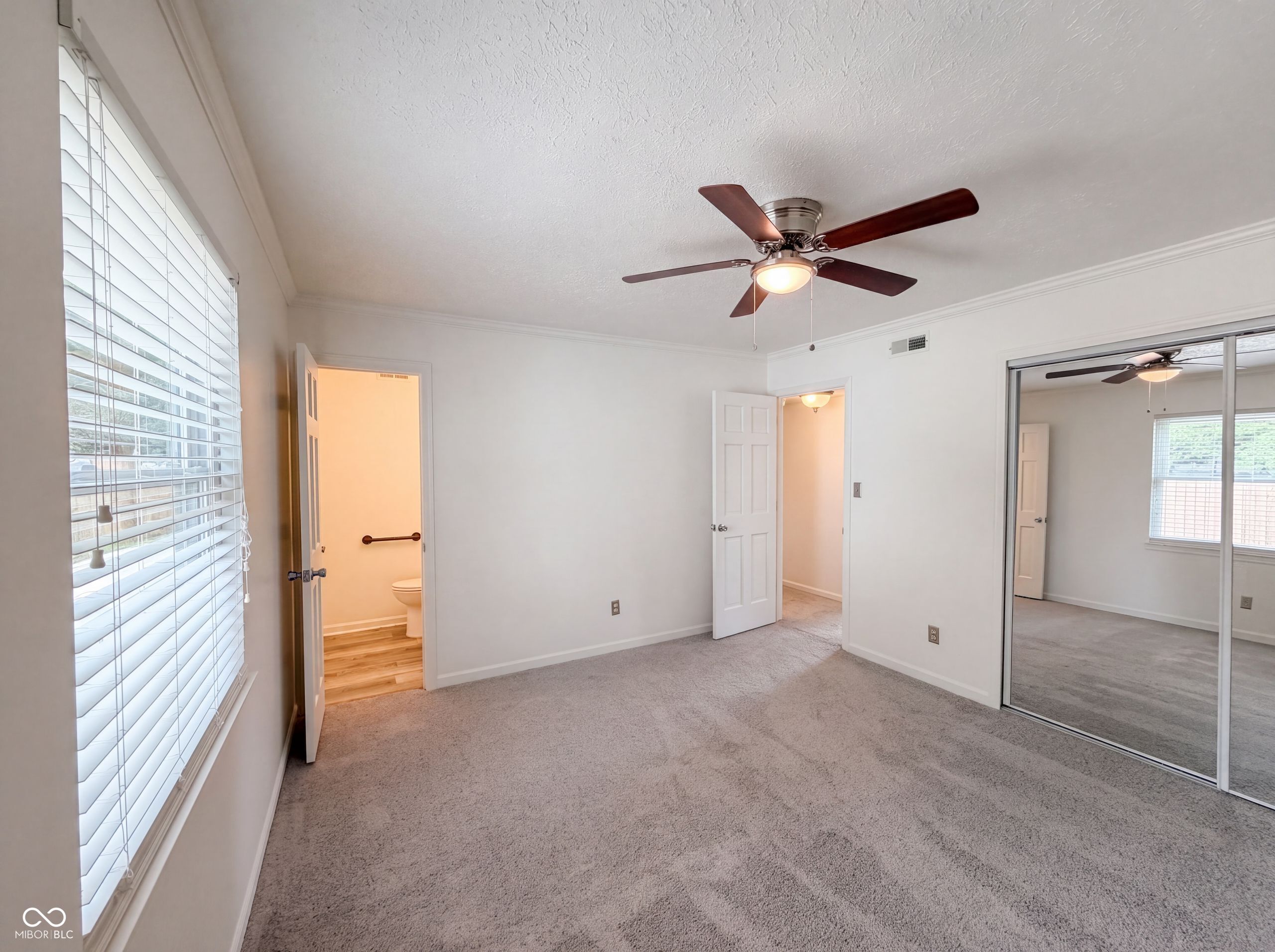 7938 Inverness Drive, Indianapolis, IN, 46237 photo 4 of 15