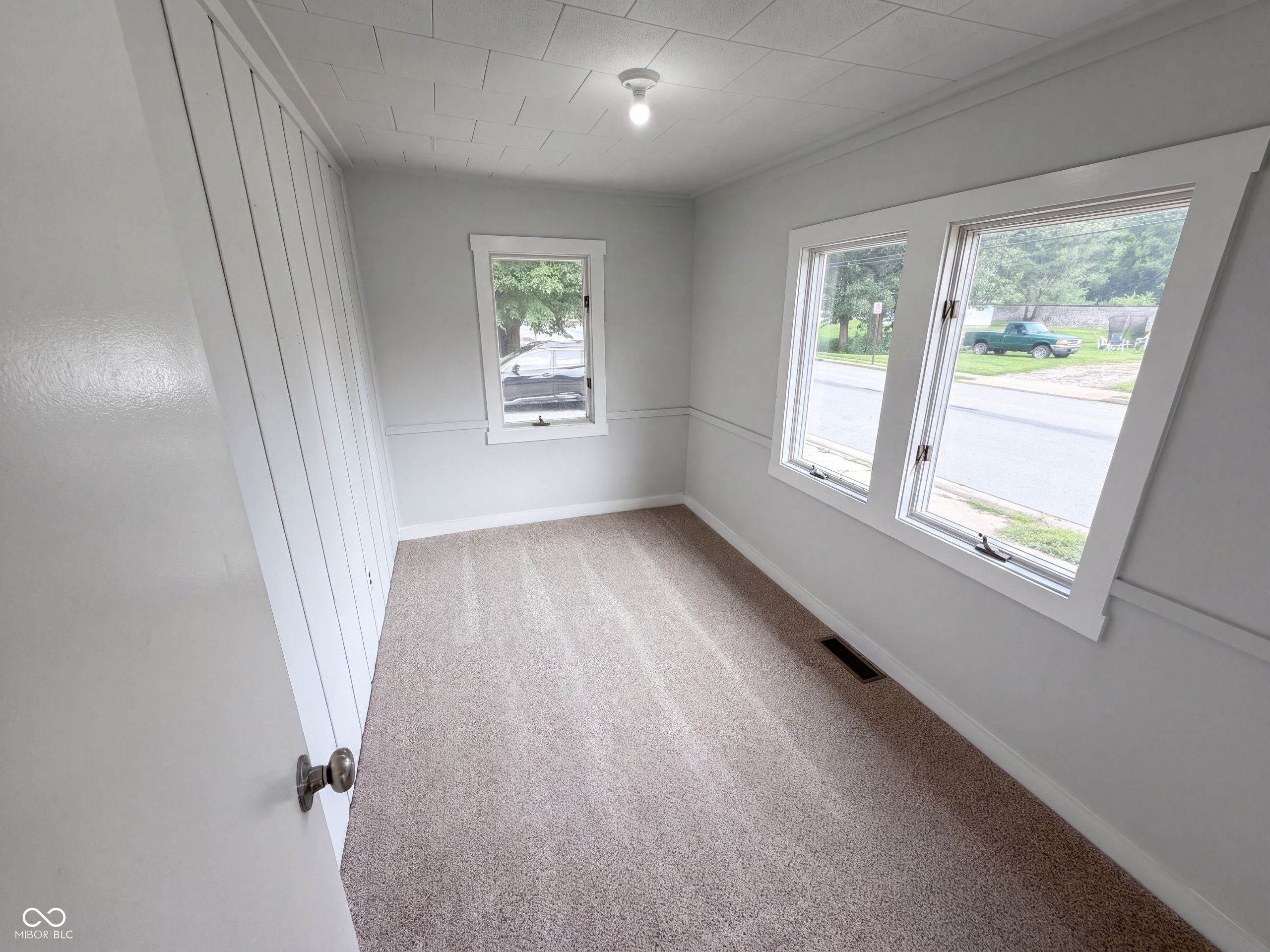 541 E Main Street, Jamestown, IN, 46147 photo 4 of 32