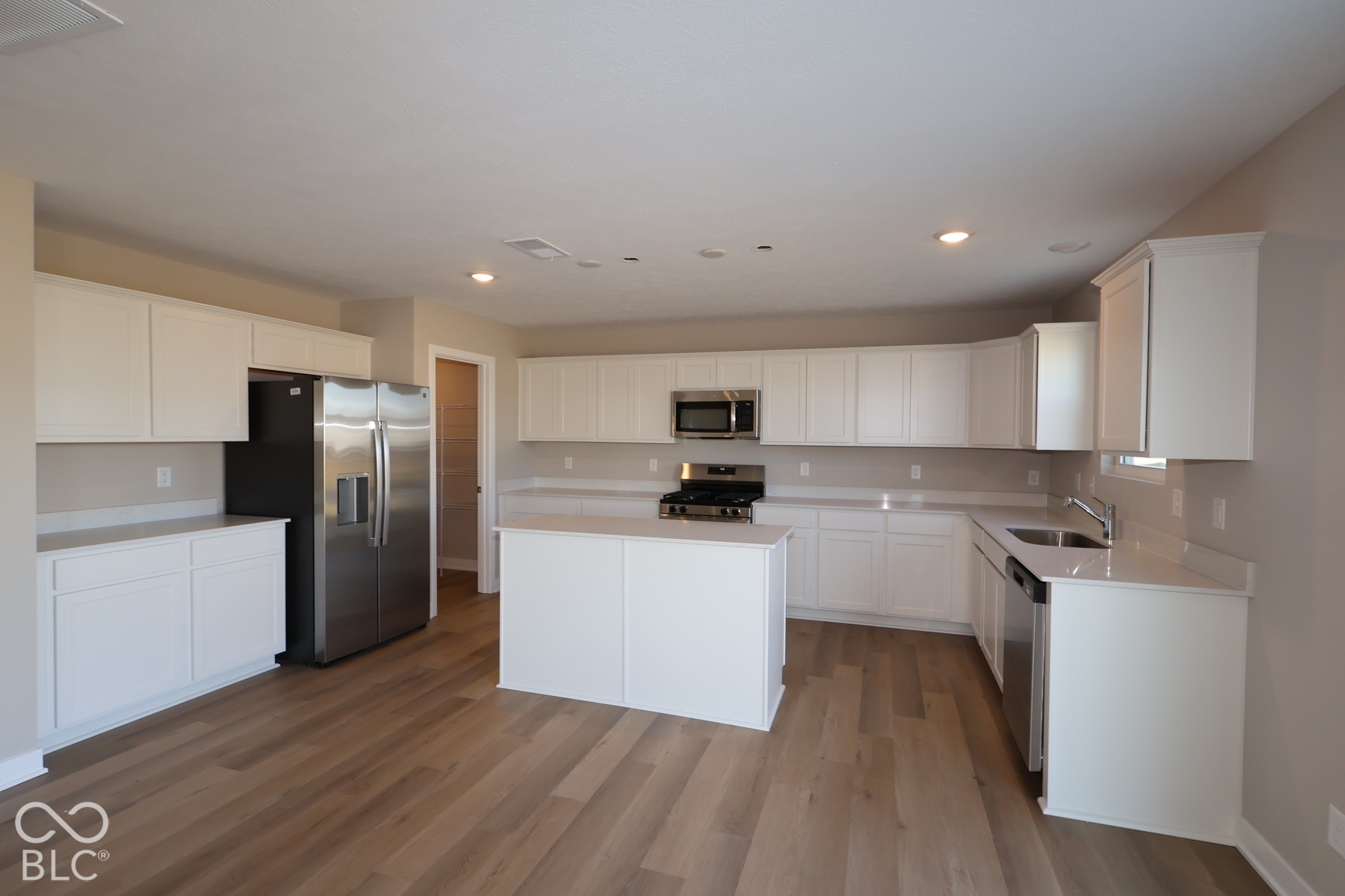 3925 Teakmill Trail, Indianapolis, IN, 46239 photo 4 of 19