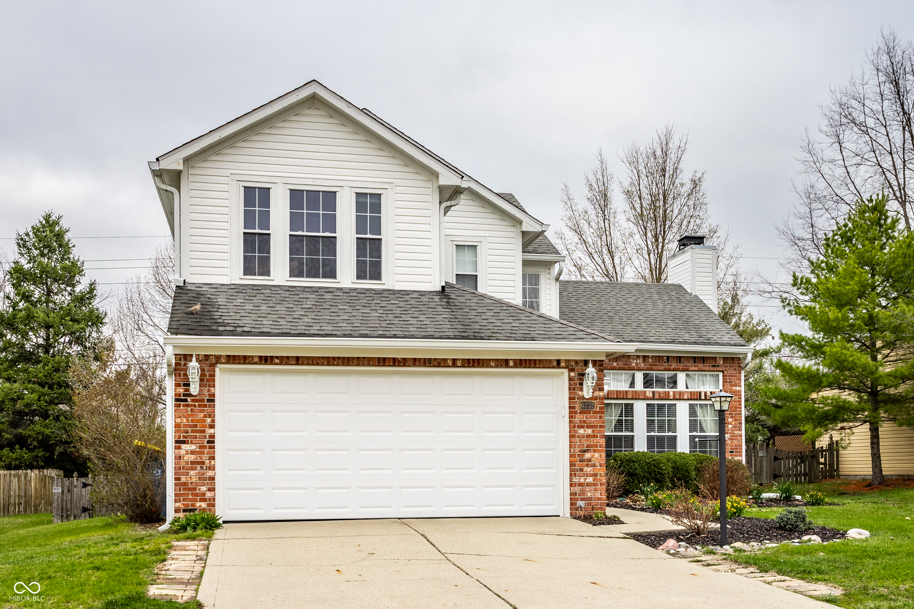 6232 Valleyview Drive, Fishers, IN, 46038 photo 4 of 35