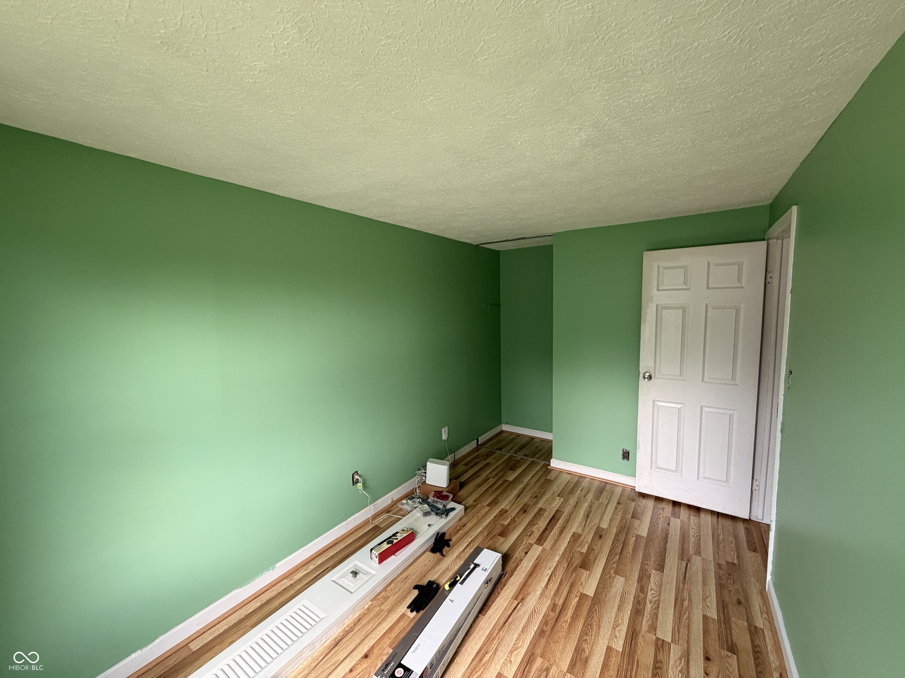 7545 Dornock Drive, Indianapolis, IN, 46237 photo 4 of 20