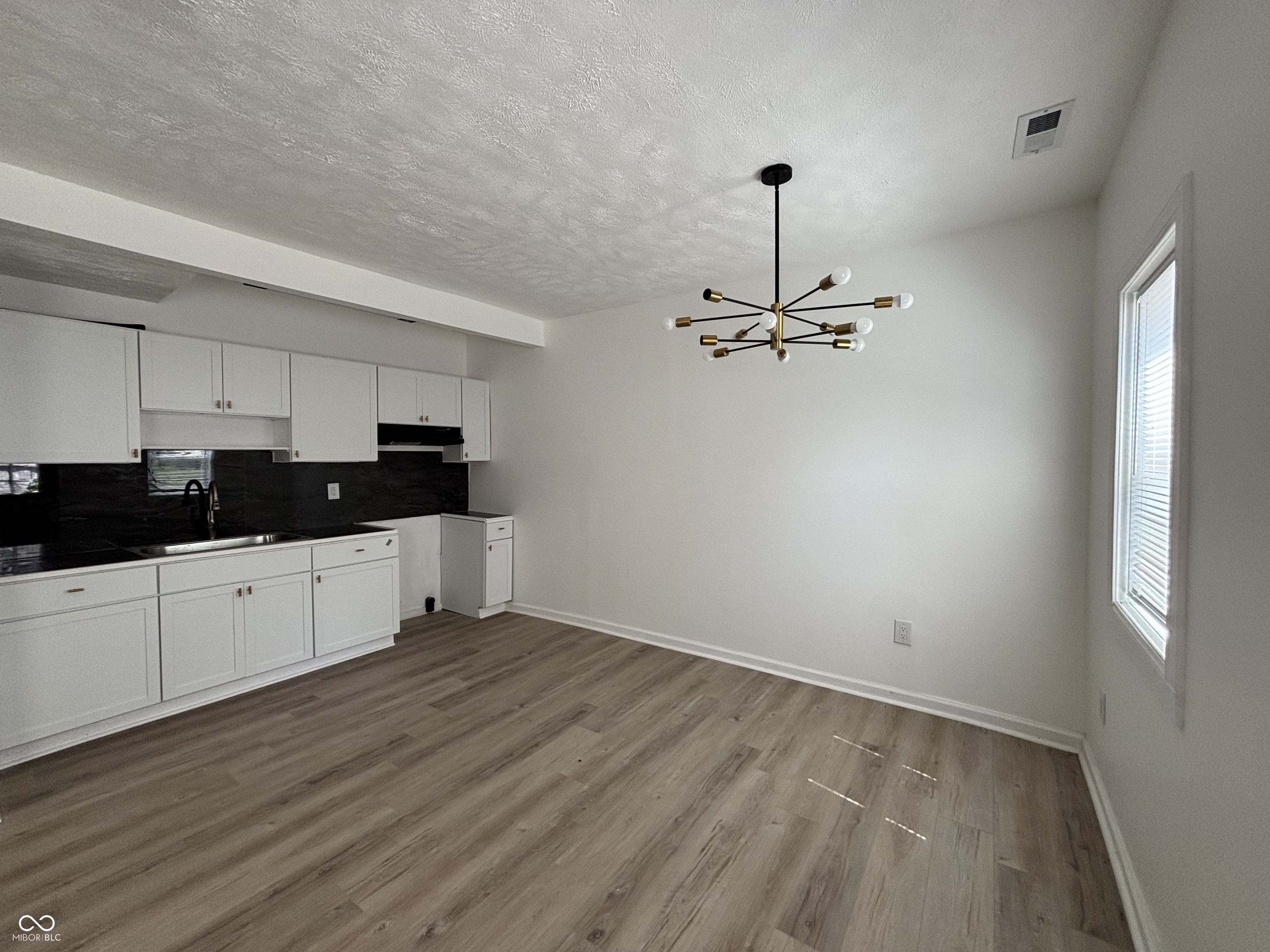 110 Wisconsin, Indianapolis, IN, 46225 photo 4 of 19