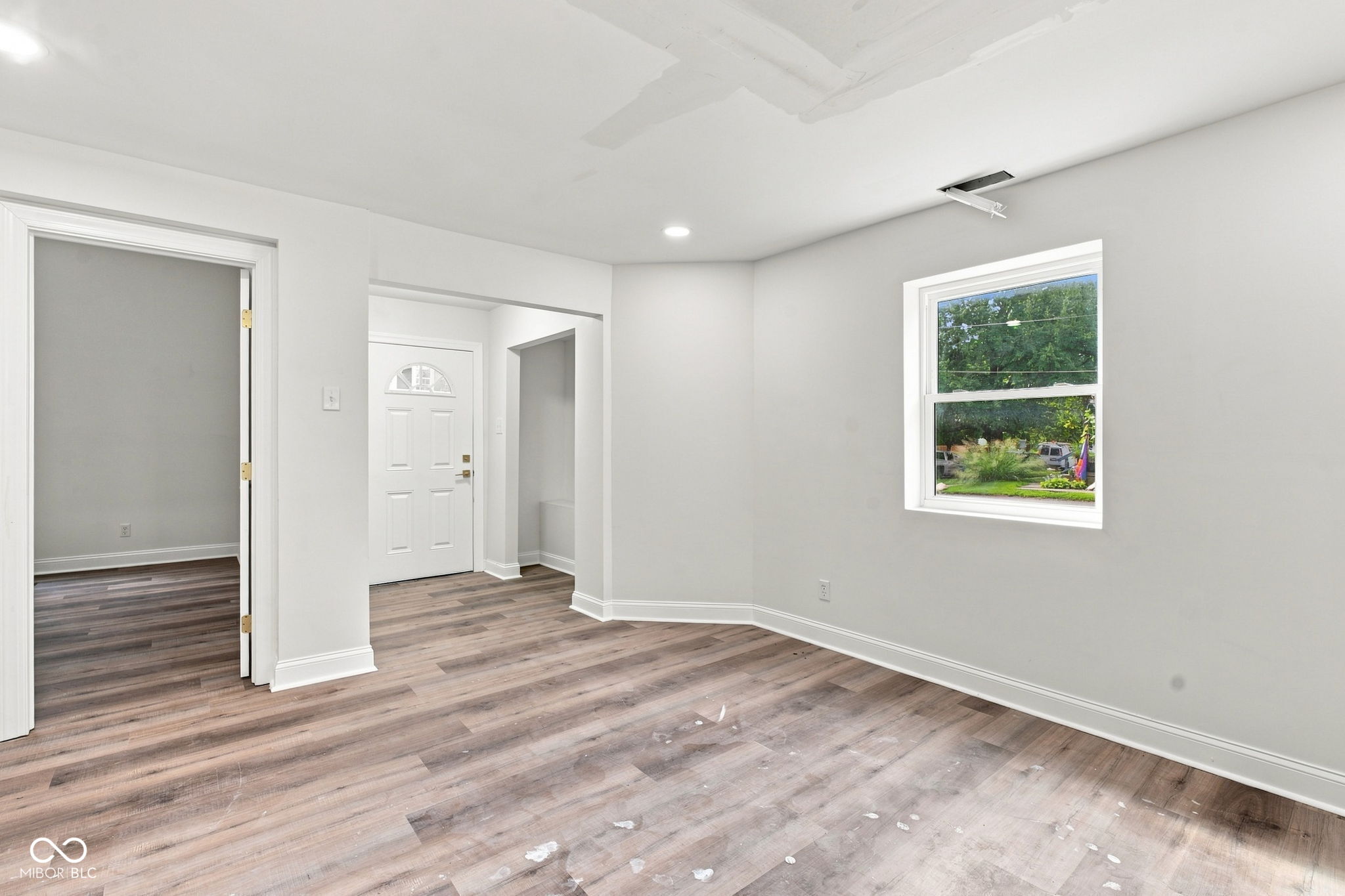 208 N Tacoma Avenue, Indianapolis, IN, 46201 photo 4 of 25