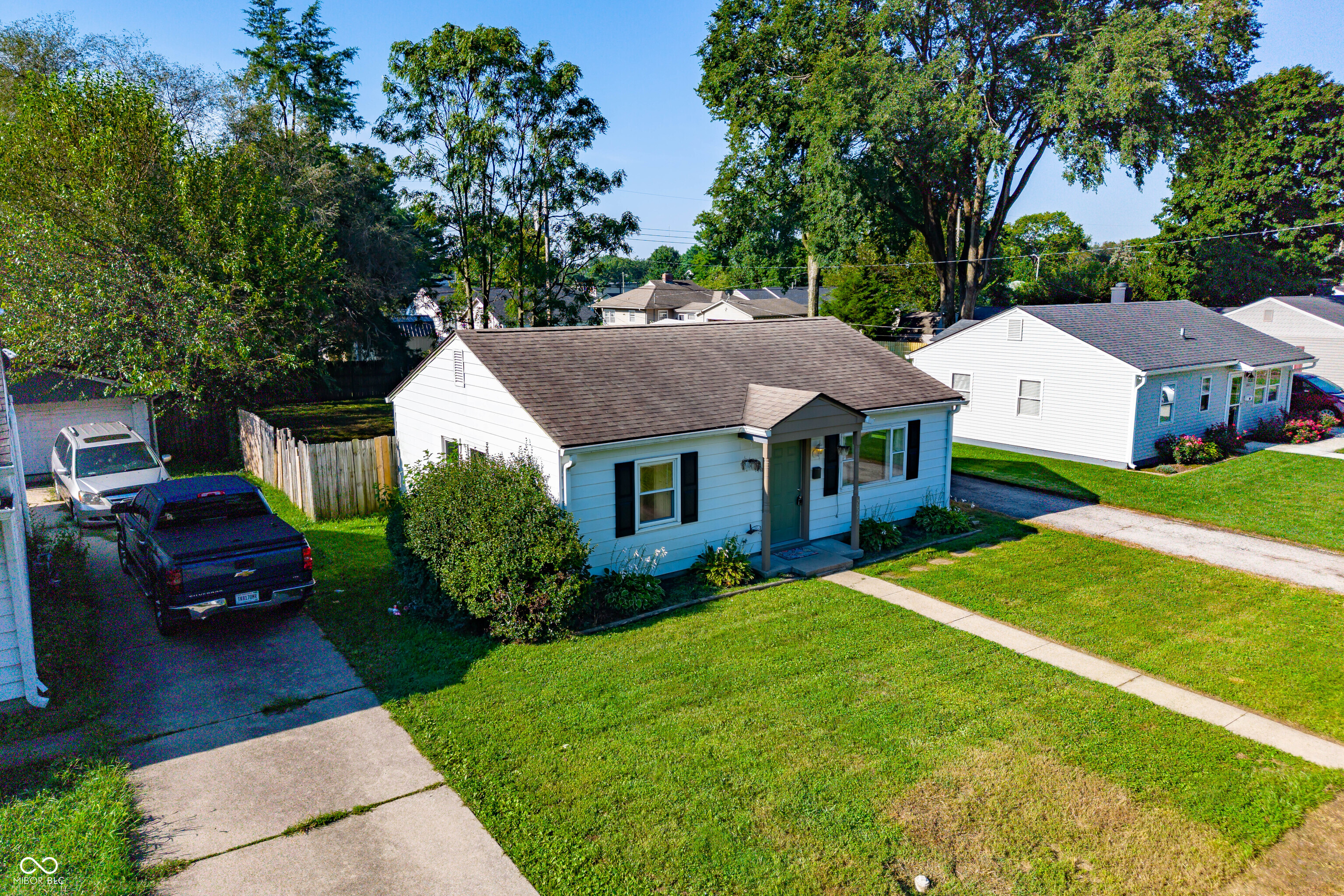 3029 14th Street, Columbus, IN, 47201 photo 4 of 63