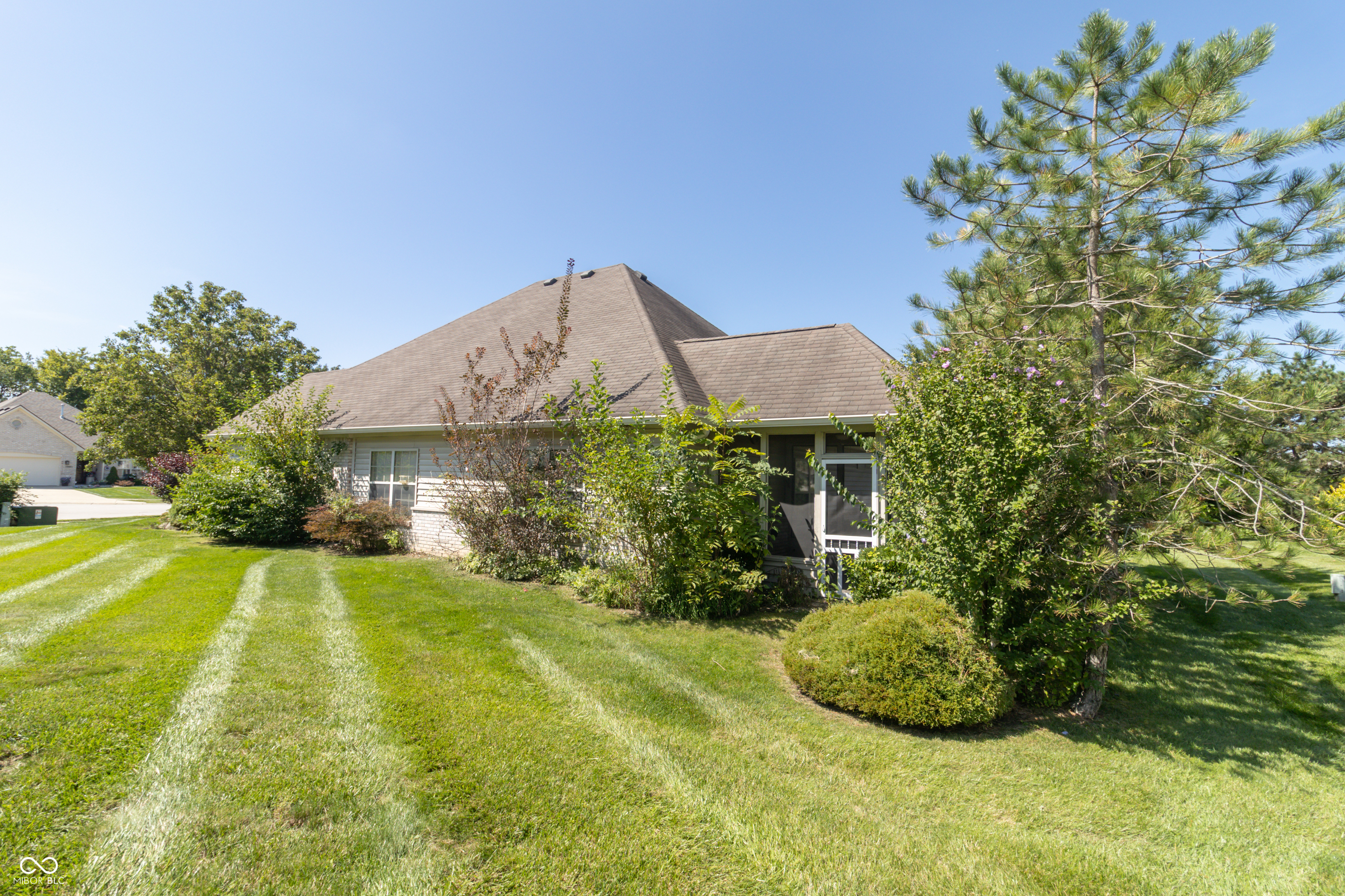 1760 Stonewall Circle, Greenfield, IN, 46140 photo 4 of 34