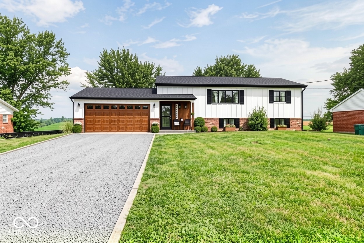 2616 E County Road 900 N, Pittsboro, IN, 46167 photo 4 of 21