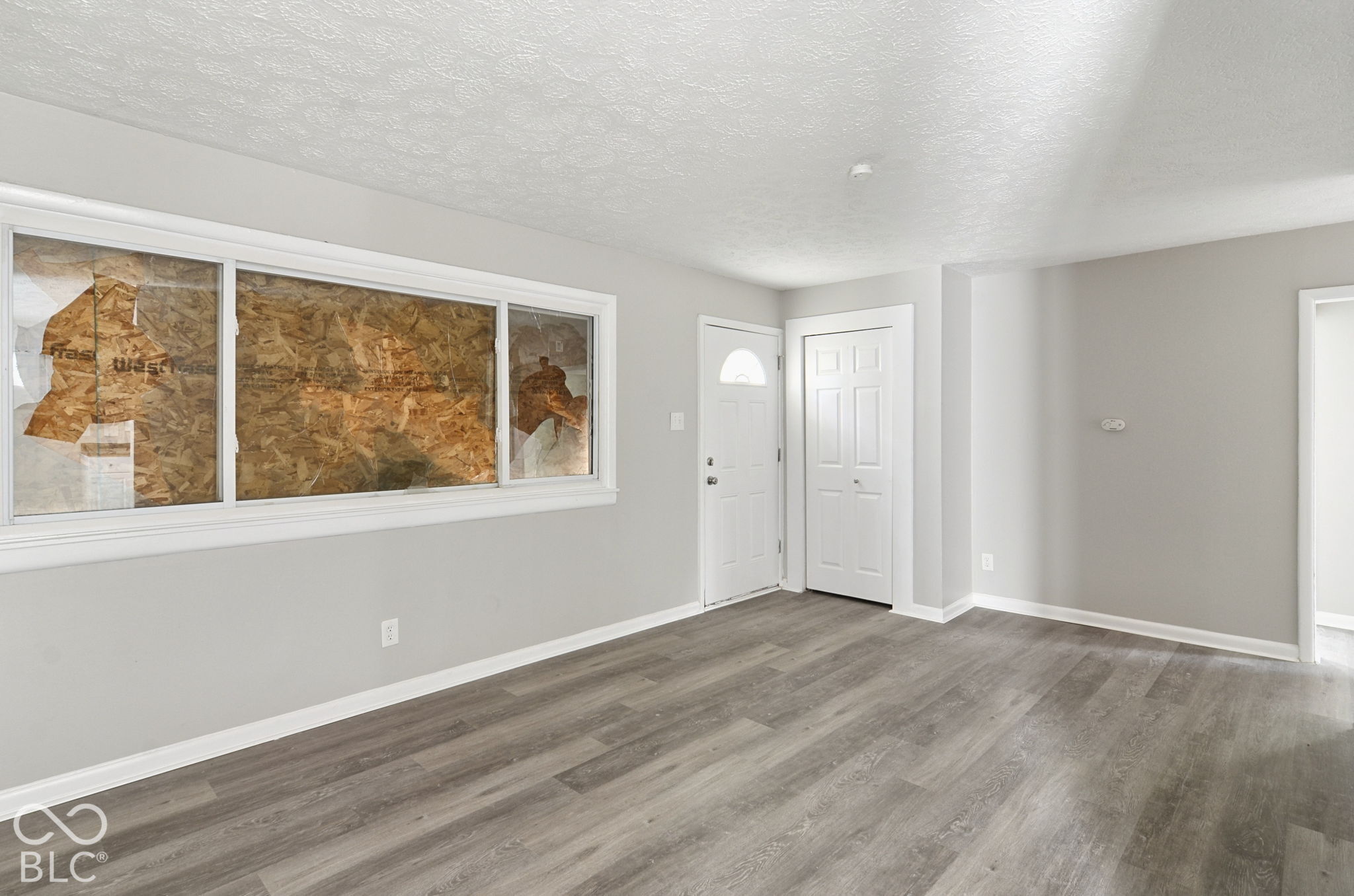 2445 N Pasadena, Indianapolis, IN, 46219 photo 4 of 18