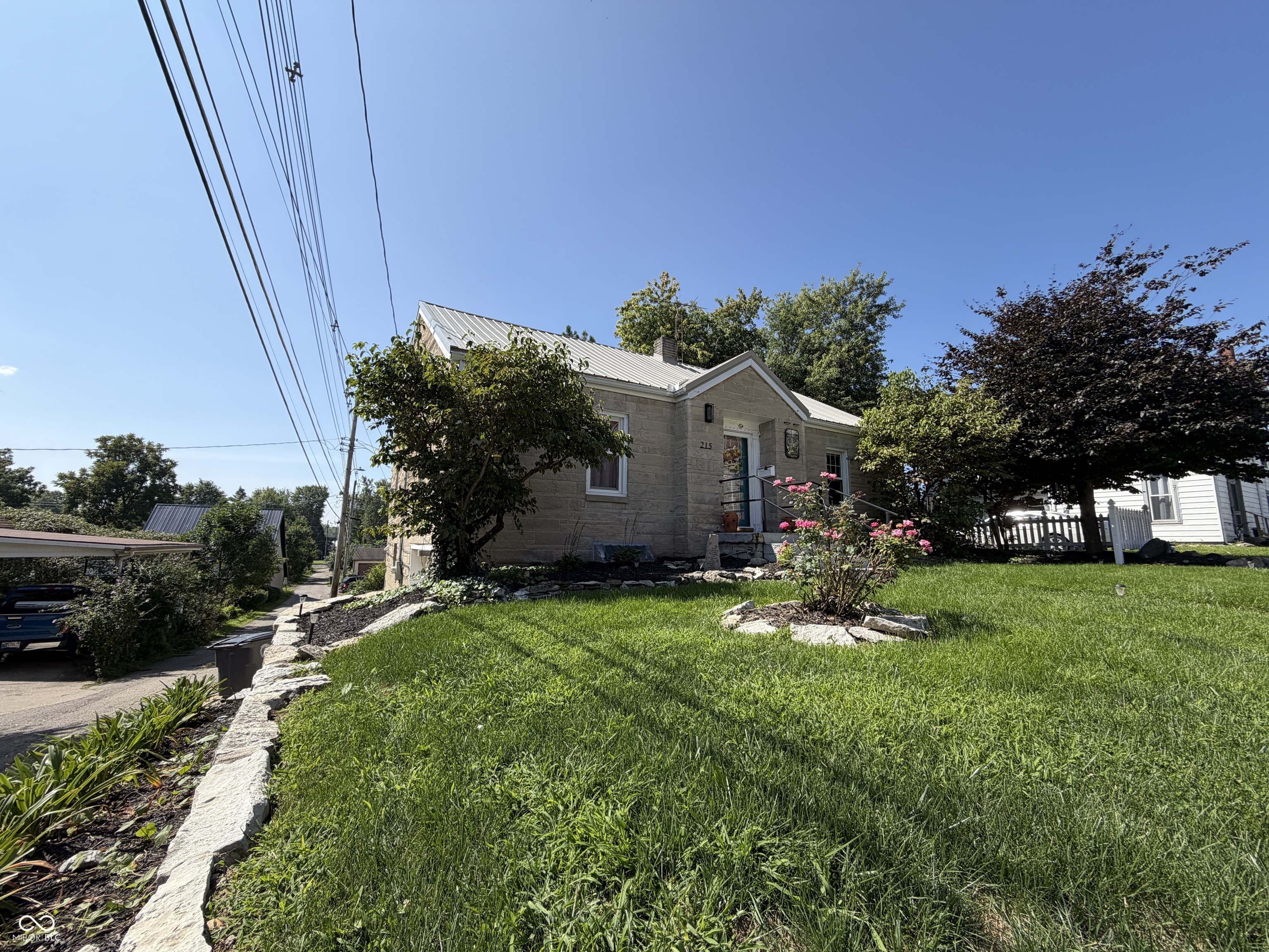 215 E 5th Street, Rushville, IN, 46173 photo 4 of 39