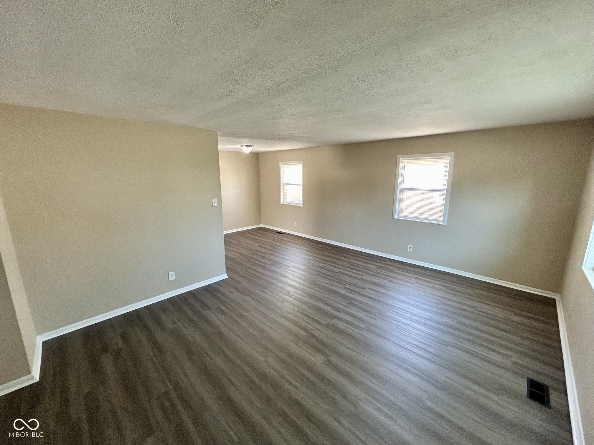 361 W Gimber Street, Indianapolis, IN, 46225 photo 4 of 15