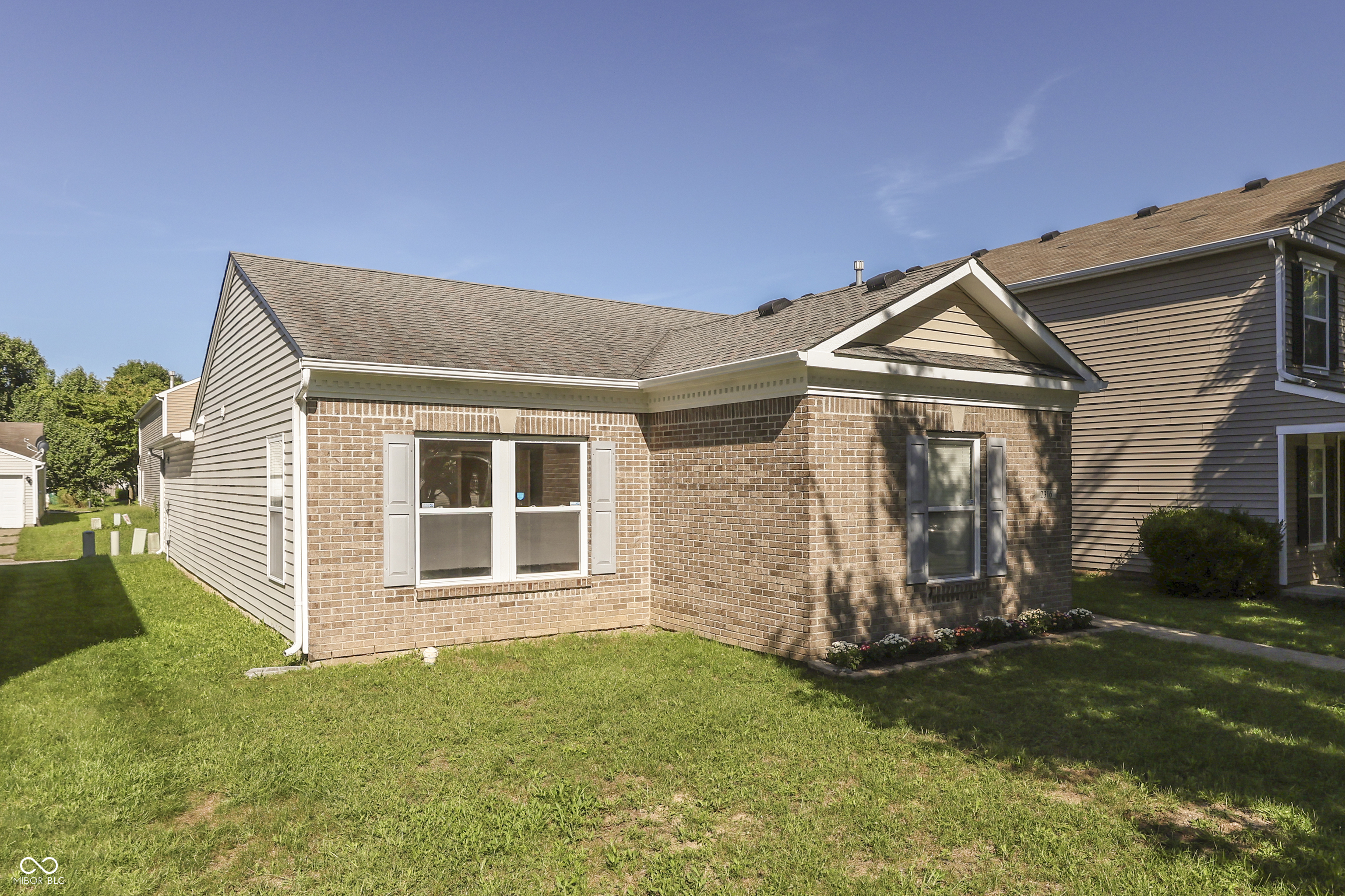 2316 Bristol Drive, Franklin, IN, 46131 photo 4 of 35