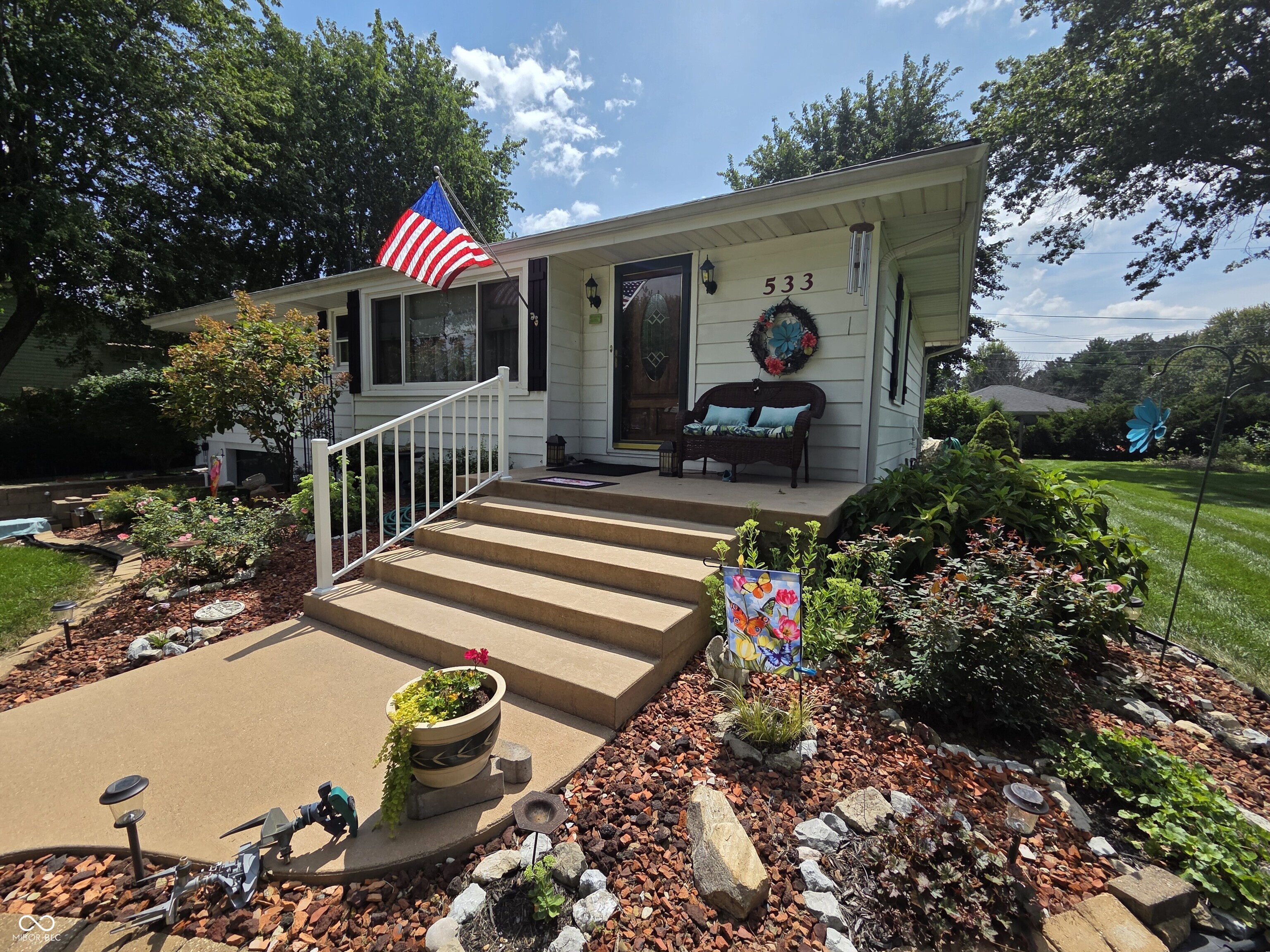 533 Lockerbie Road, Shelbyville, IN, 46176 photo 4 of 60