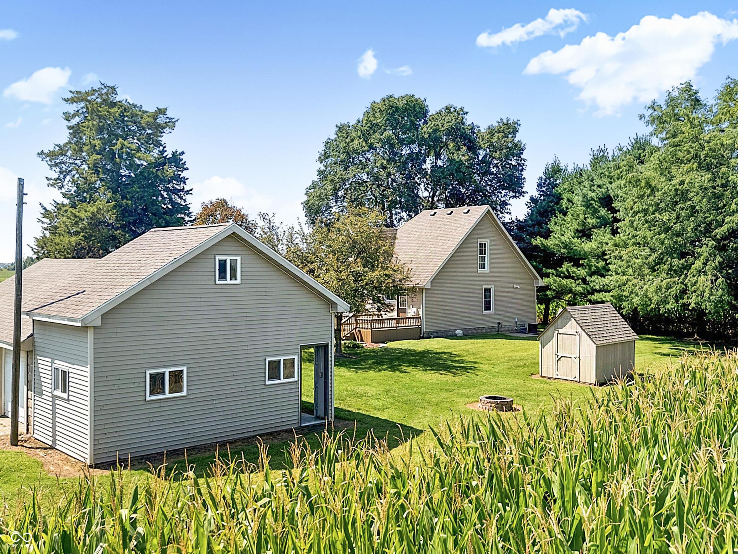 1386 E 700 N, Fortville, IN, 46040 photo 4 of 21