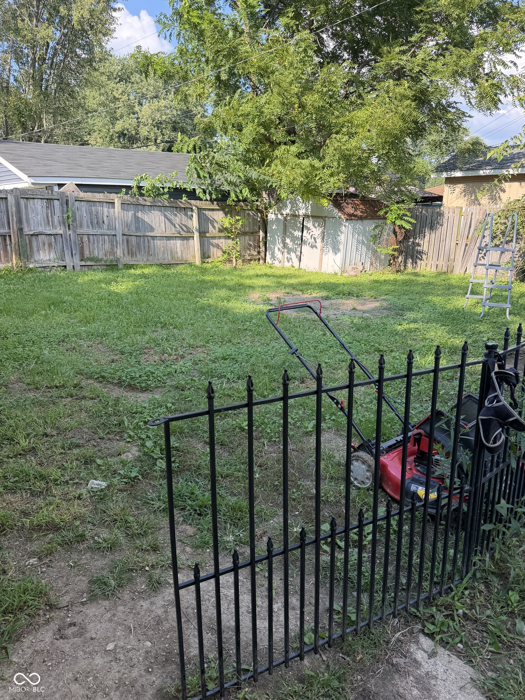 2629 Fredonia, Indianapolis, IN, 46222 photo 4 of 9