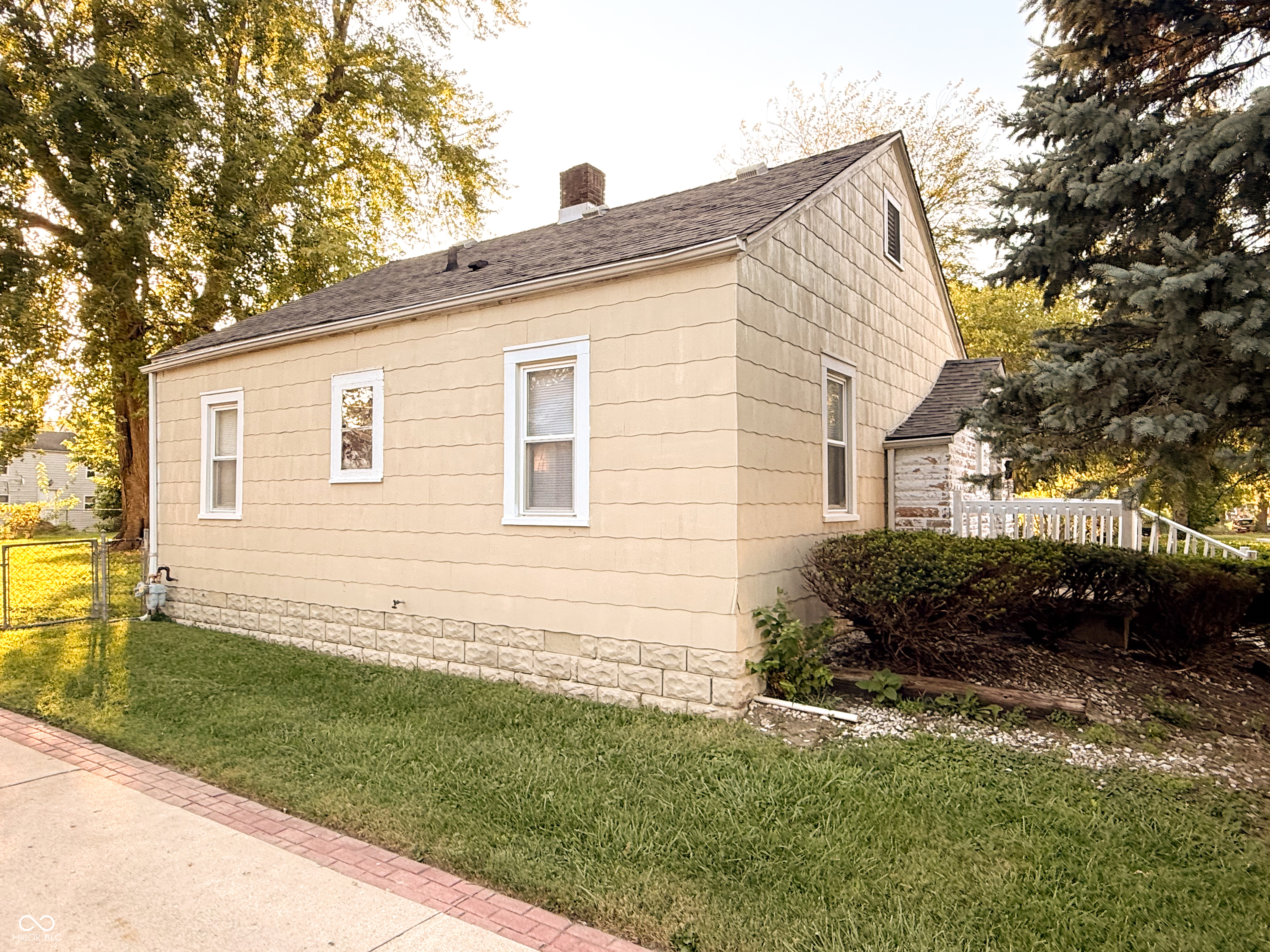 3619 Andover Road, Anderson, IN, 46013 photo 4 of 26