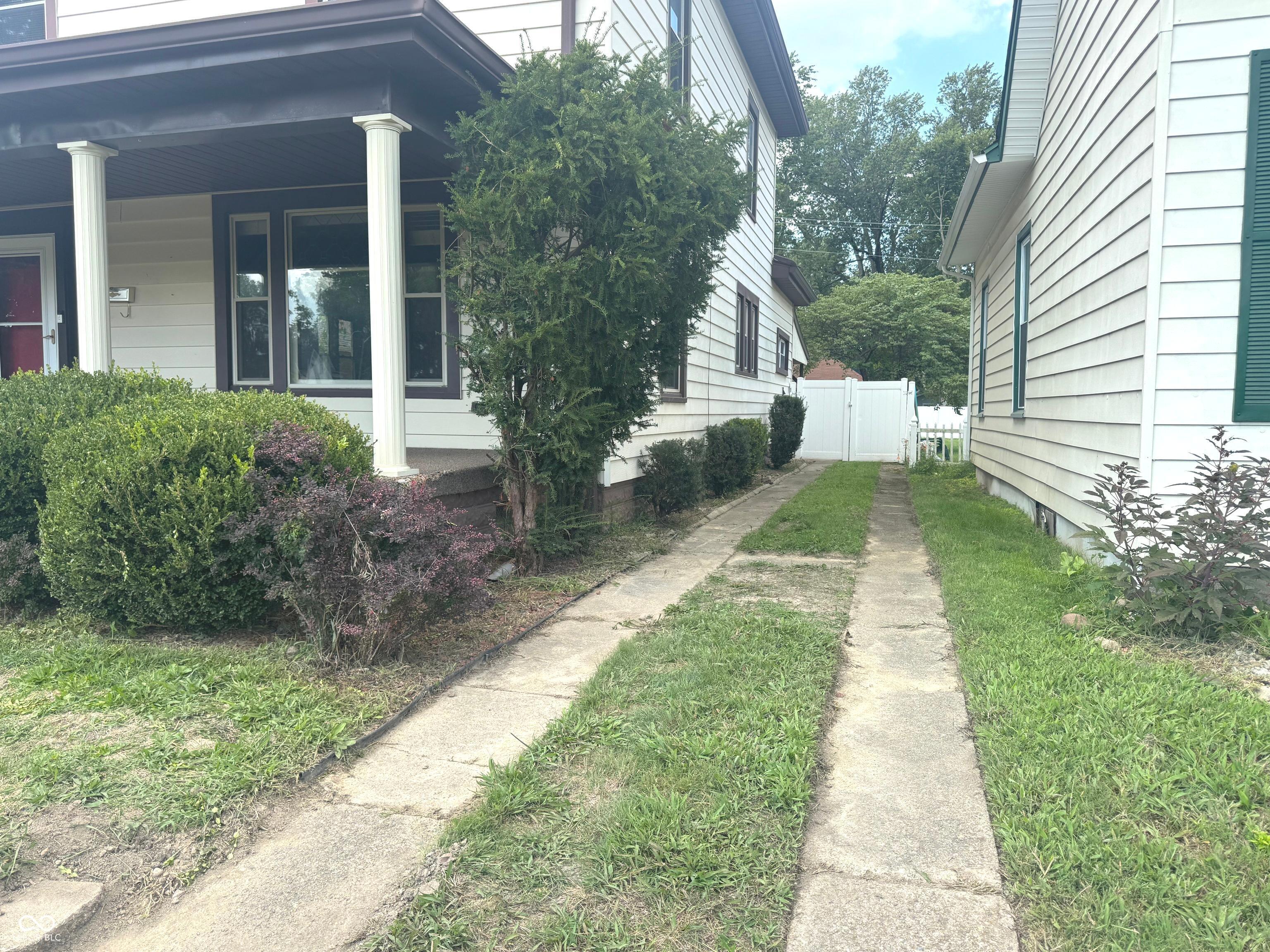 210 E 7th Street, Rushville, IN, 46173 photo 4 of 43