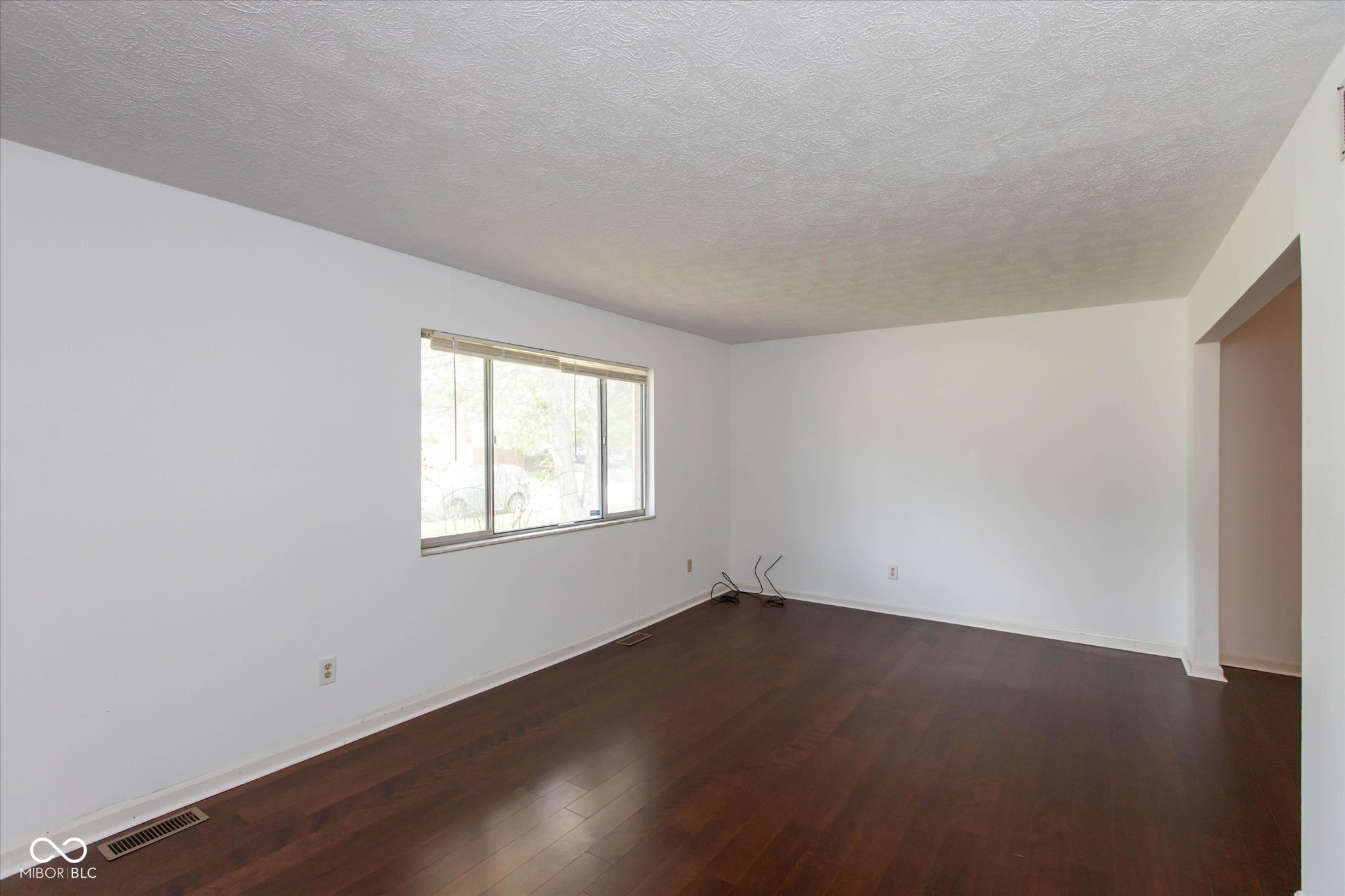 7621 Broadview Drive, Indianapolis, IN, 46227 photo 4 of 29