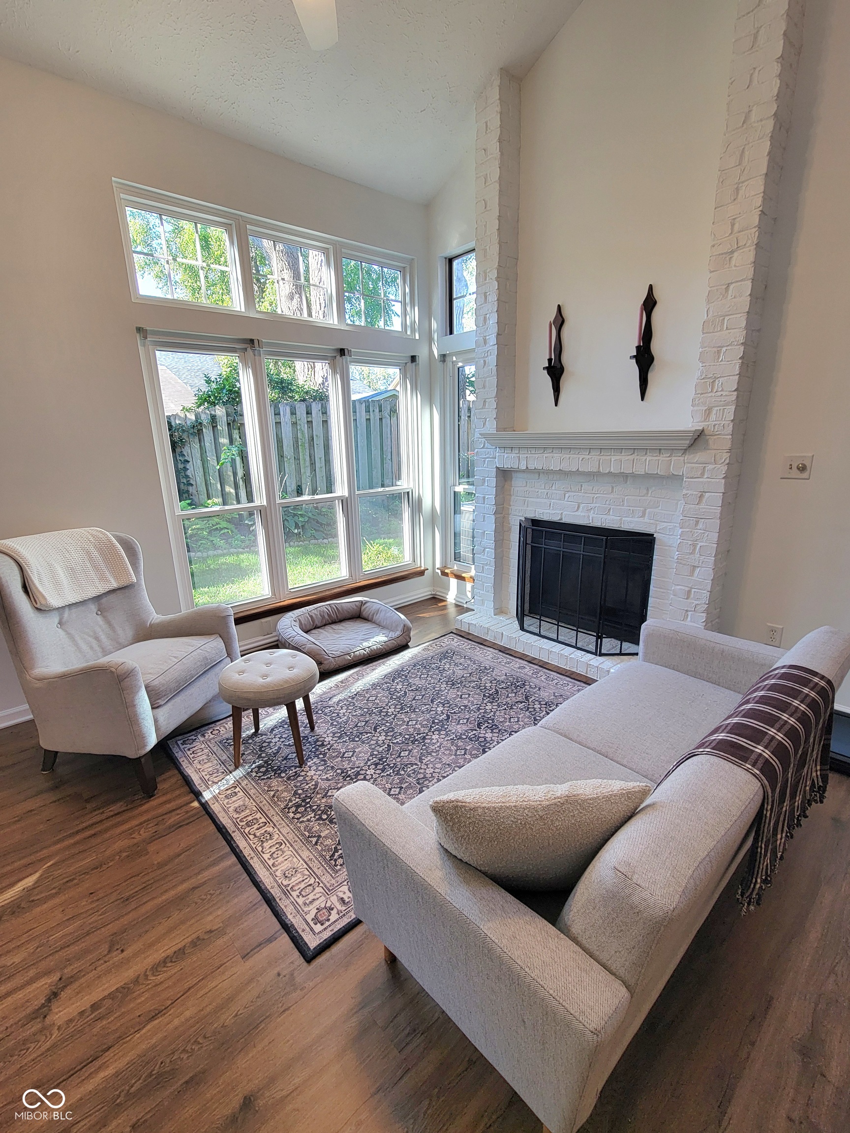 6543 Wandsworth Circle, Indianapolis, IN, 46250 photo 4 of 19