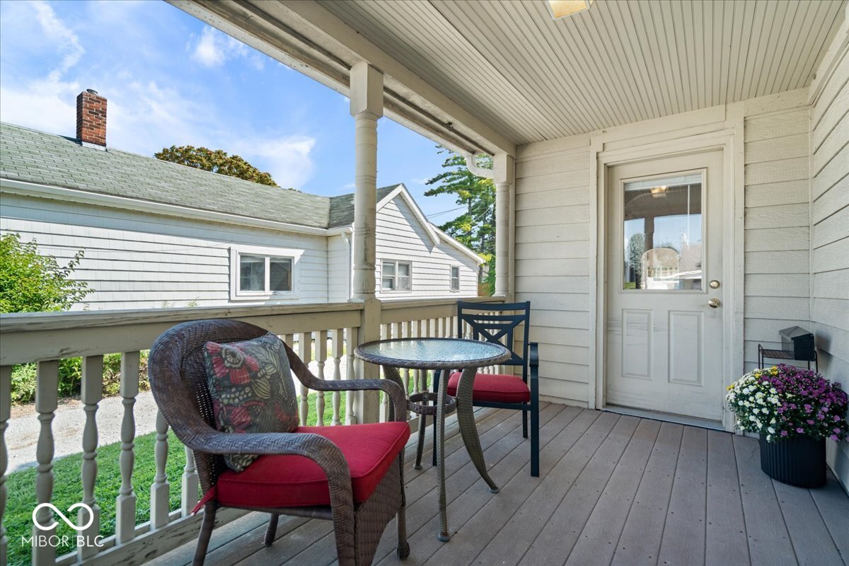 876 S 10th Street, Noblesville, IN, 46060 photo 4 of 17